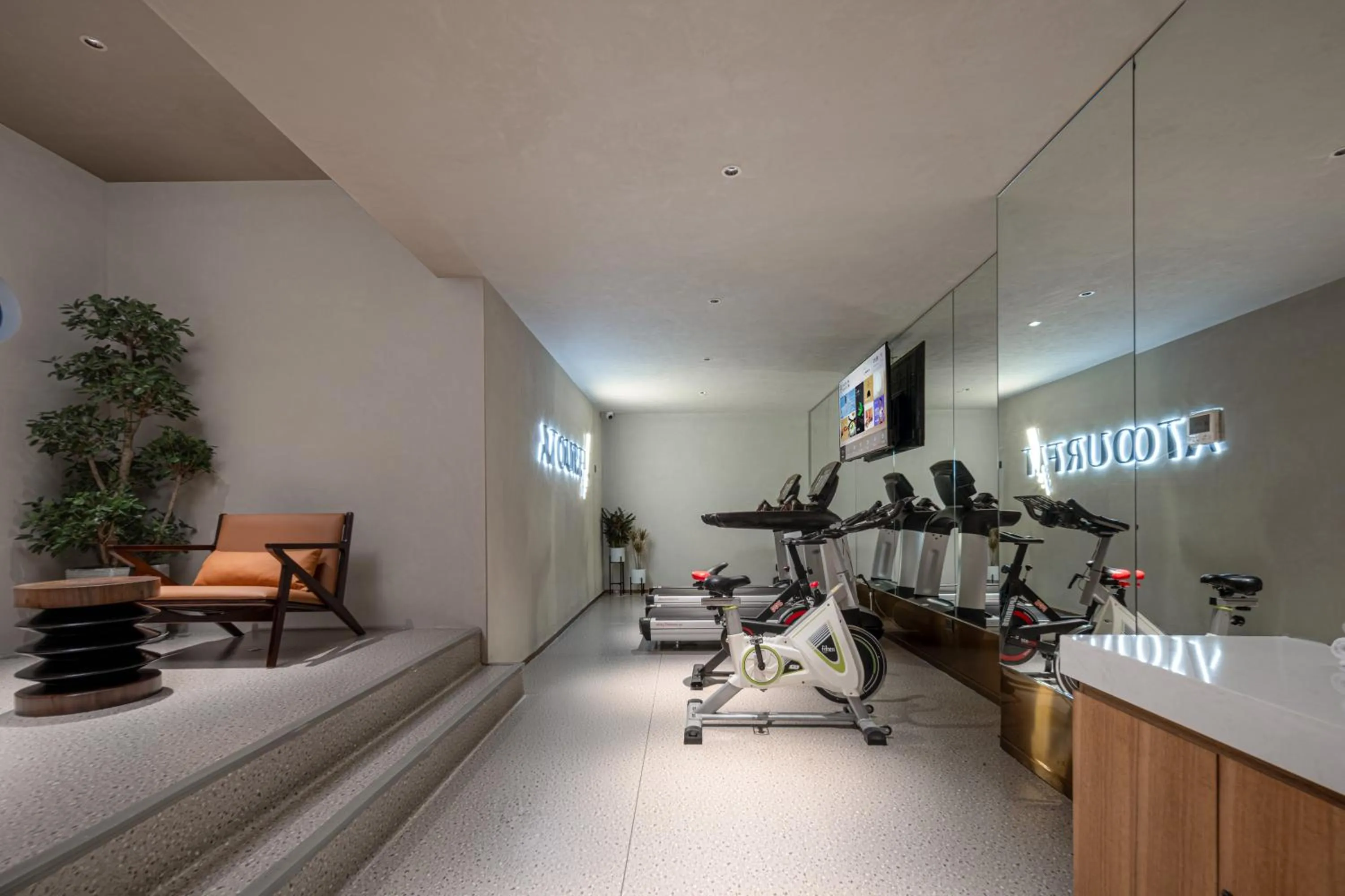 Fitness centre/facilities in Atour Hotel Qingdao Olympic Sailing Center May Fourth Square