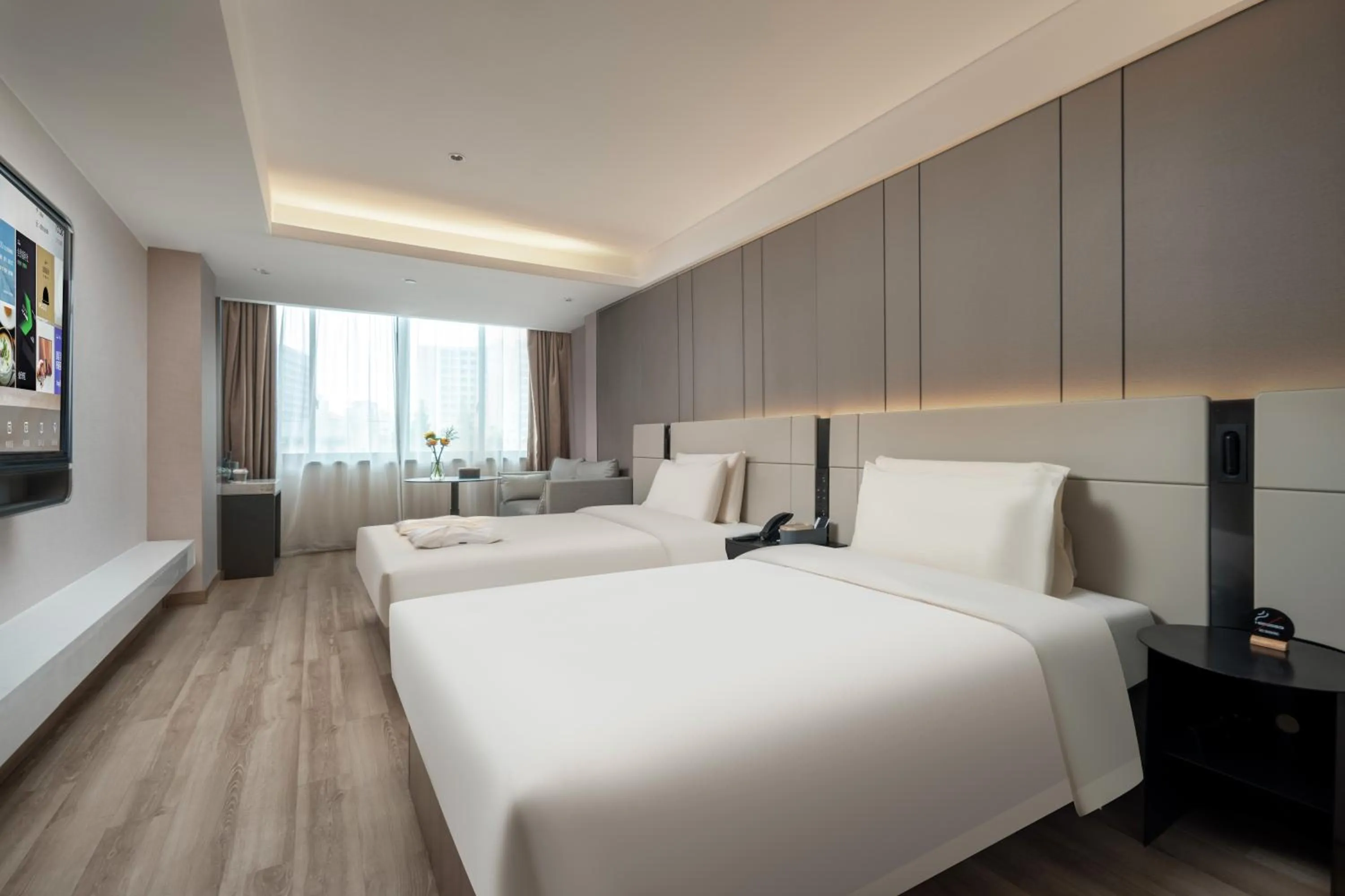 Bed in Atour Hotel Qingdao Olympic Sailing Center May Fourth Square