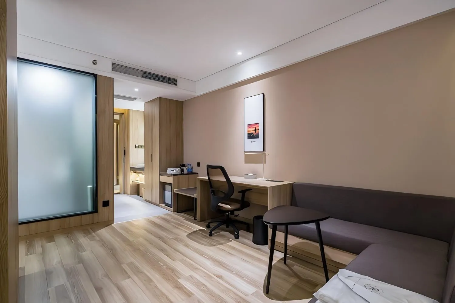 Atour Hotel Qingdao Fuzhou Road Sakura Town