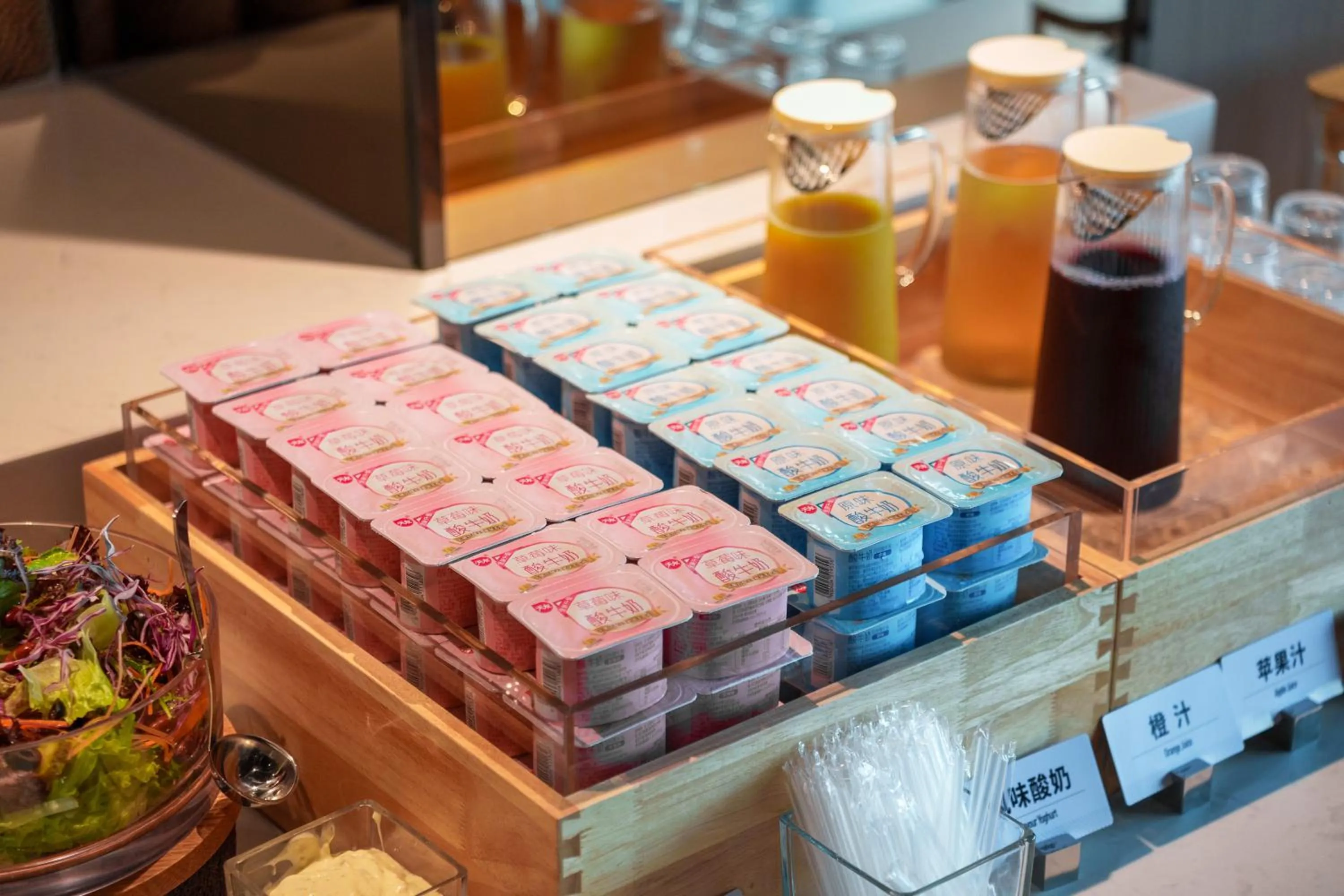 Breakfast in Atour Hotel Chongqing Hongyadong Riverview