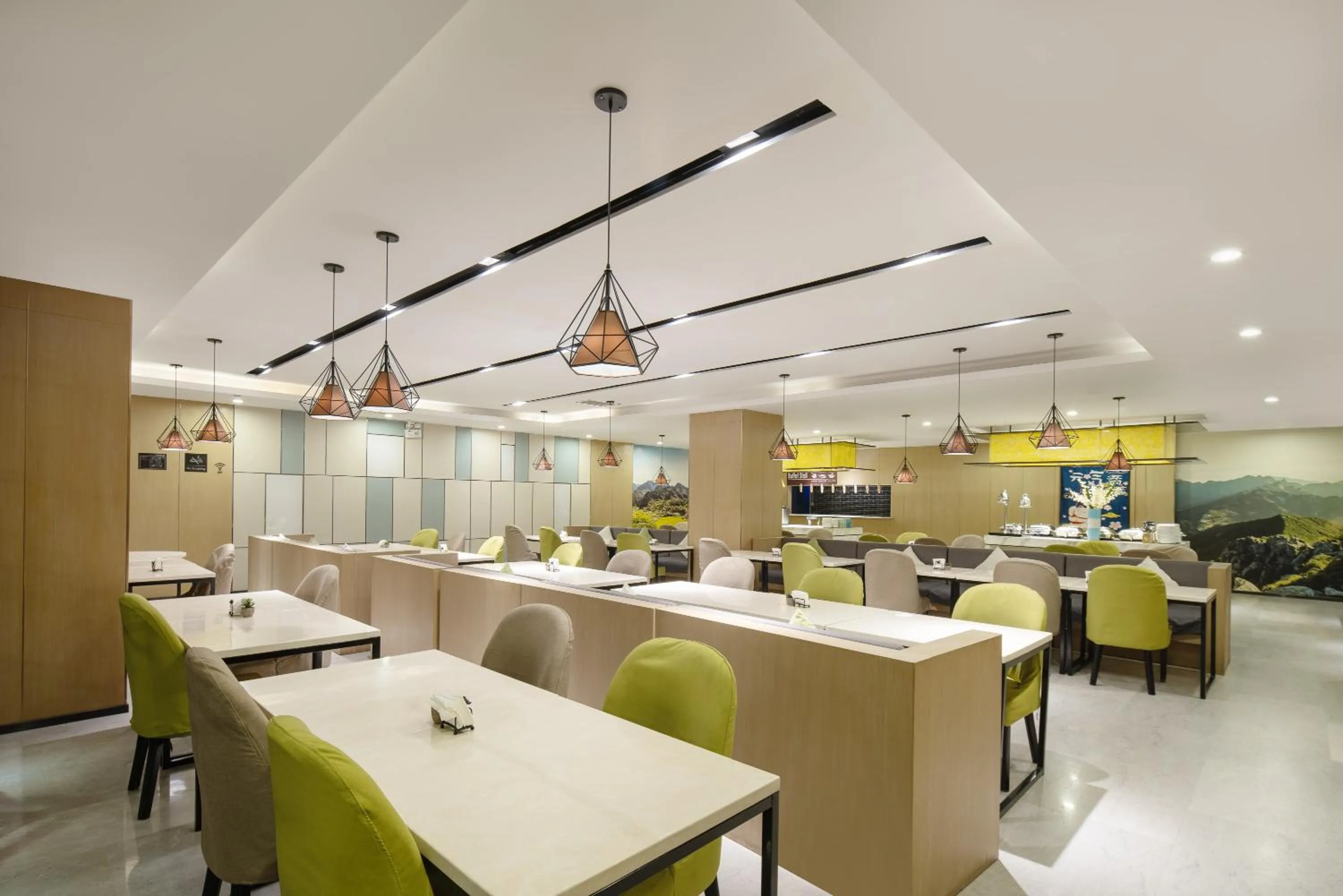 Restaurant/places to eat in Atour Hotel Xi'an Bell Tower North Street Station