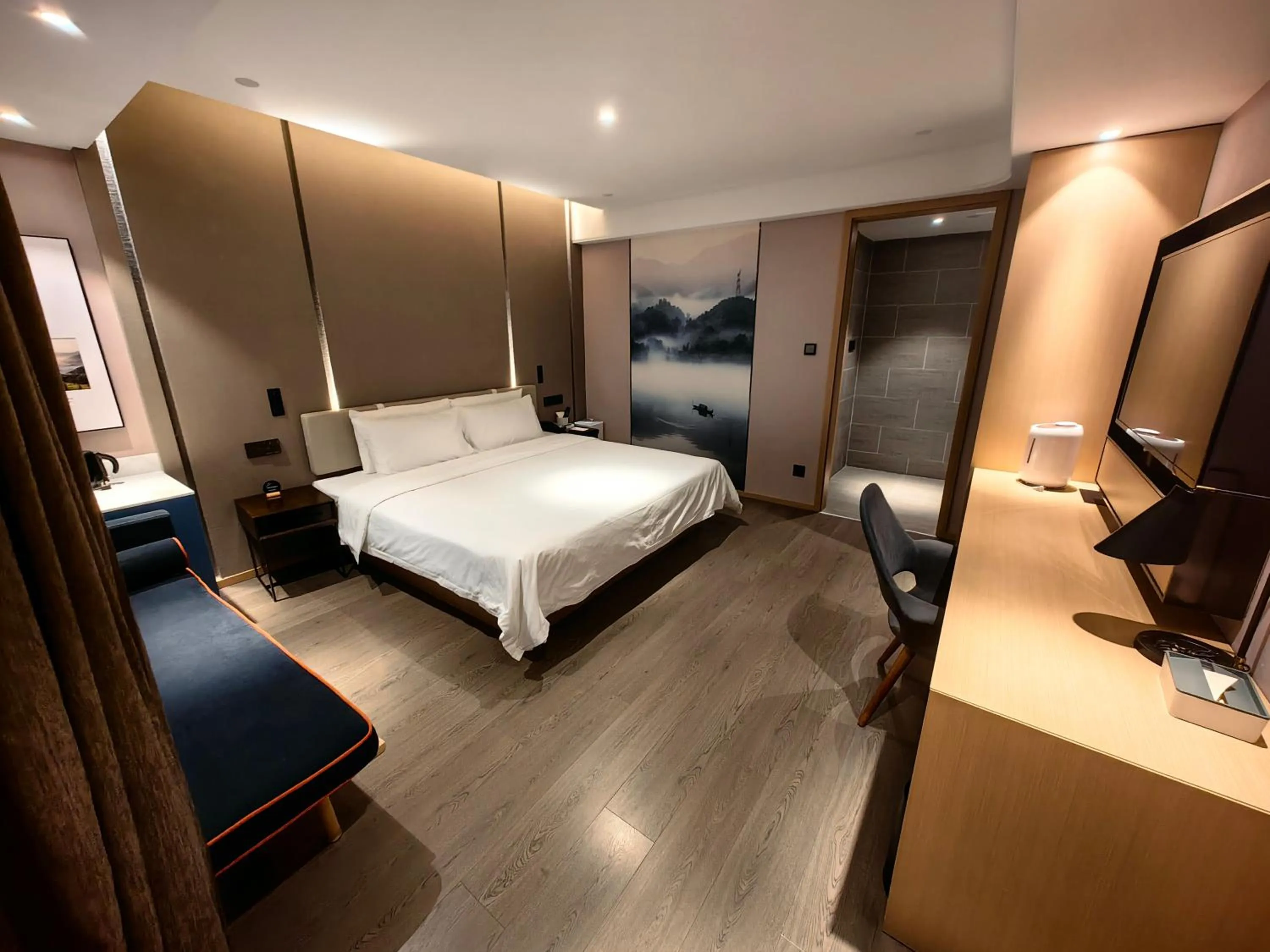 Photo of the whole room in Atour Hotel Beijing Chaoyangmen