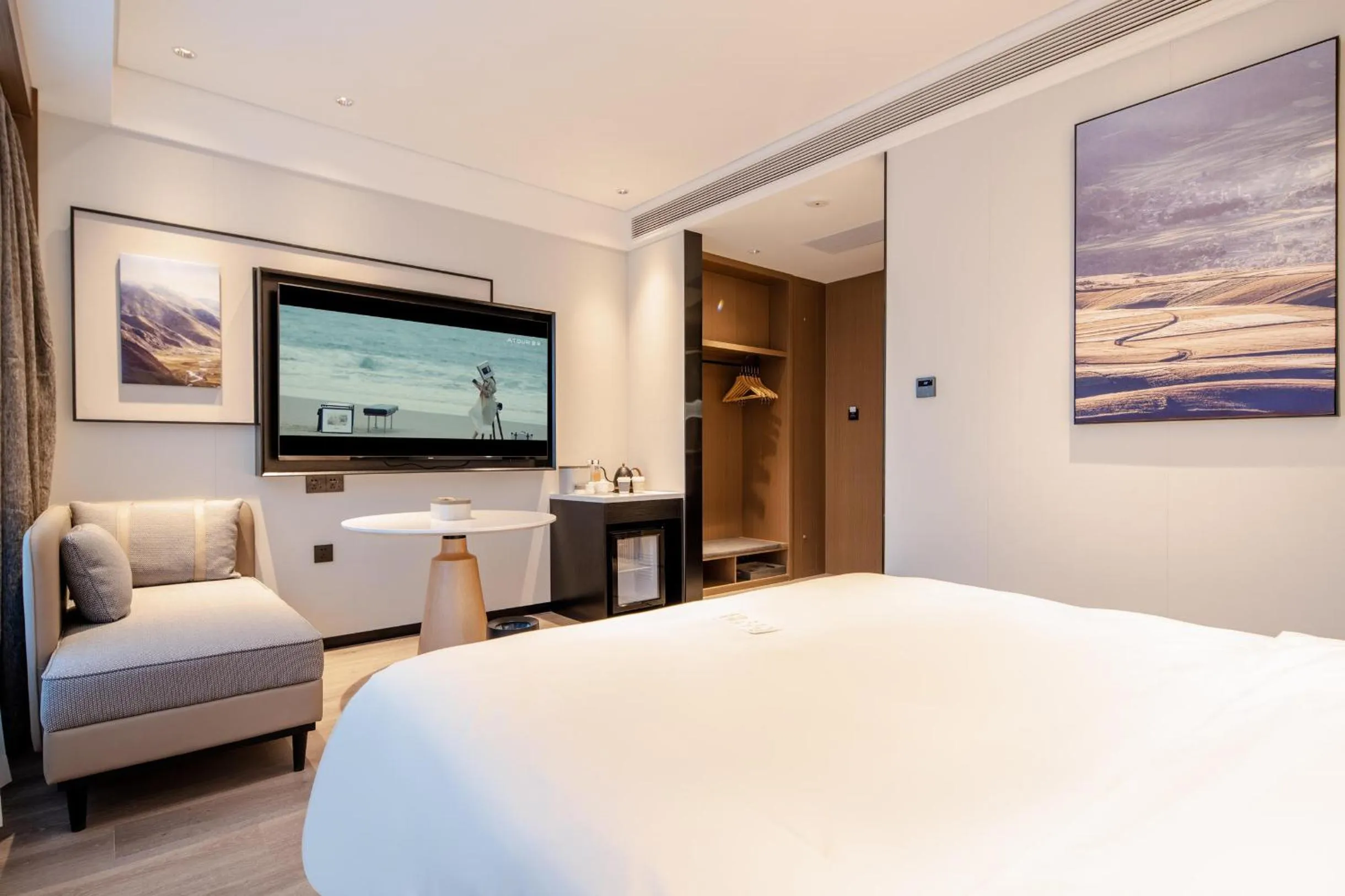 Bed in Atour Hotel Dalian Development Zone