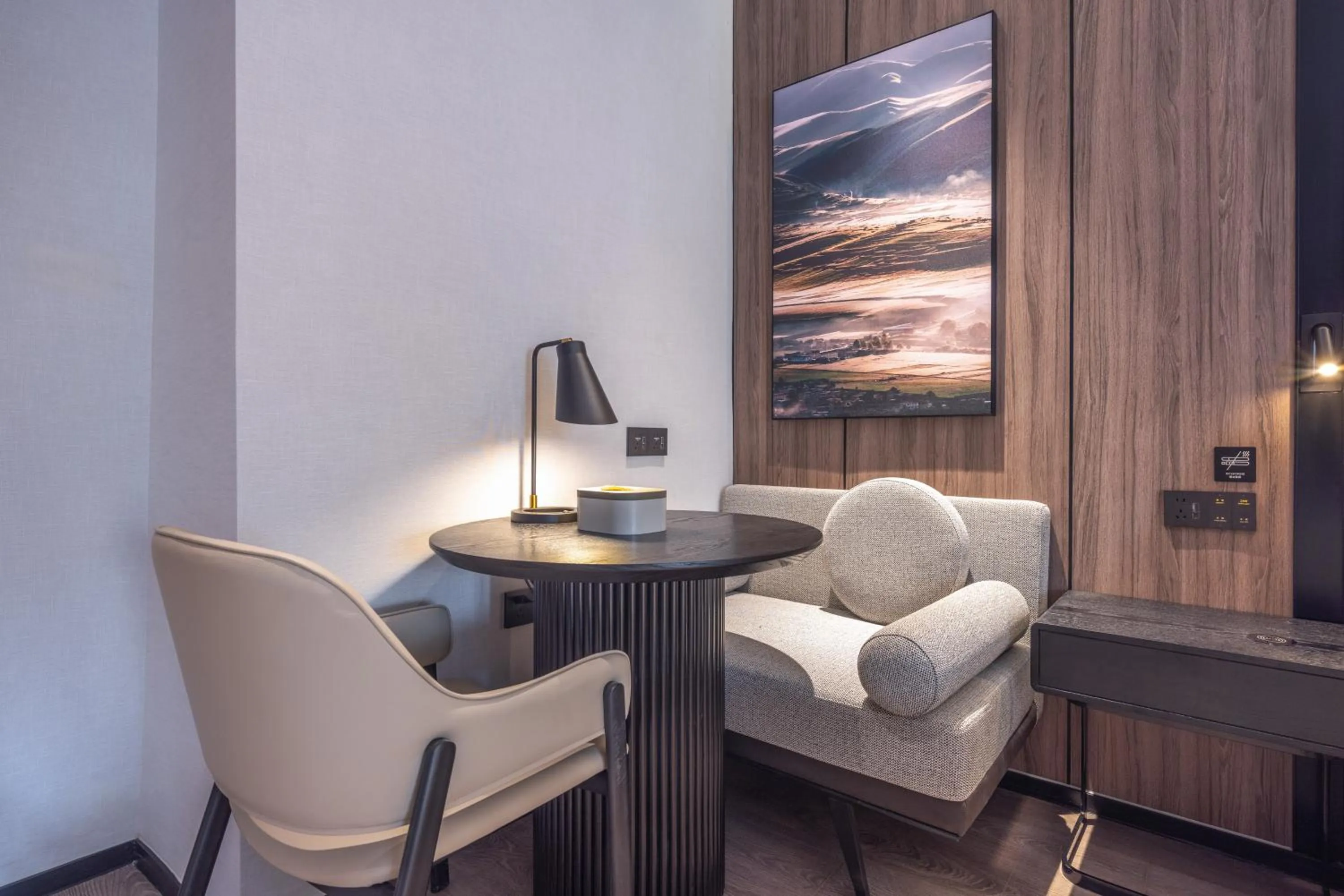 Seating area in Atour X Hotel The Bund East Nanjing Road