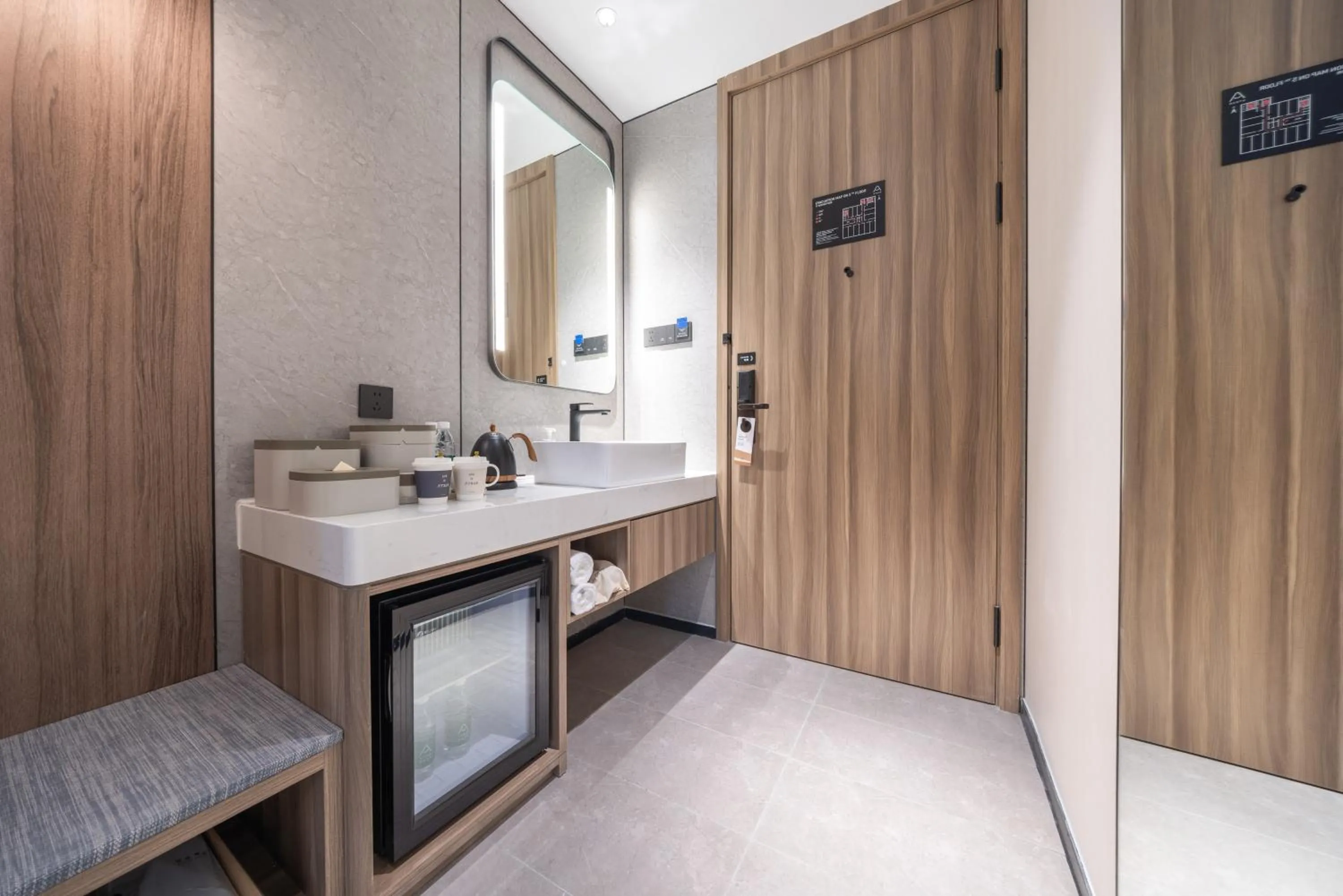 Drinks in Atour X Hotel The Bund East Nanjing Road