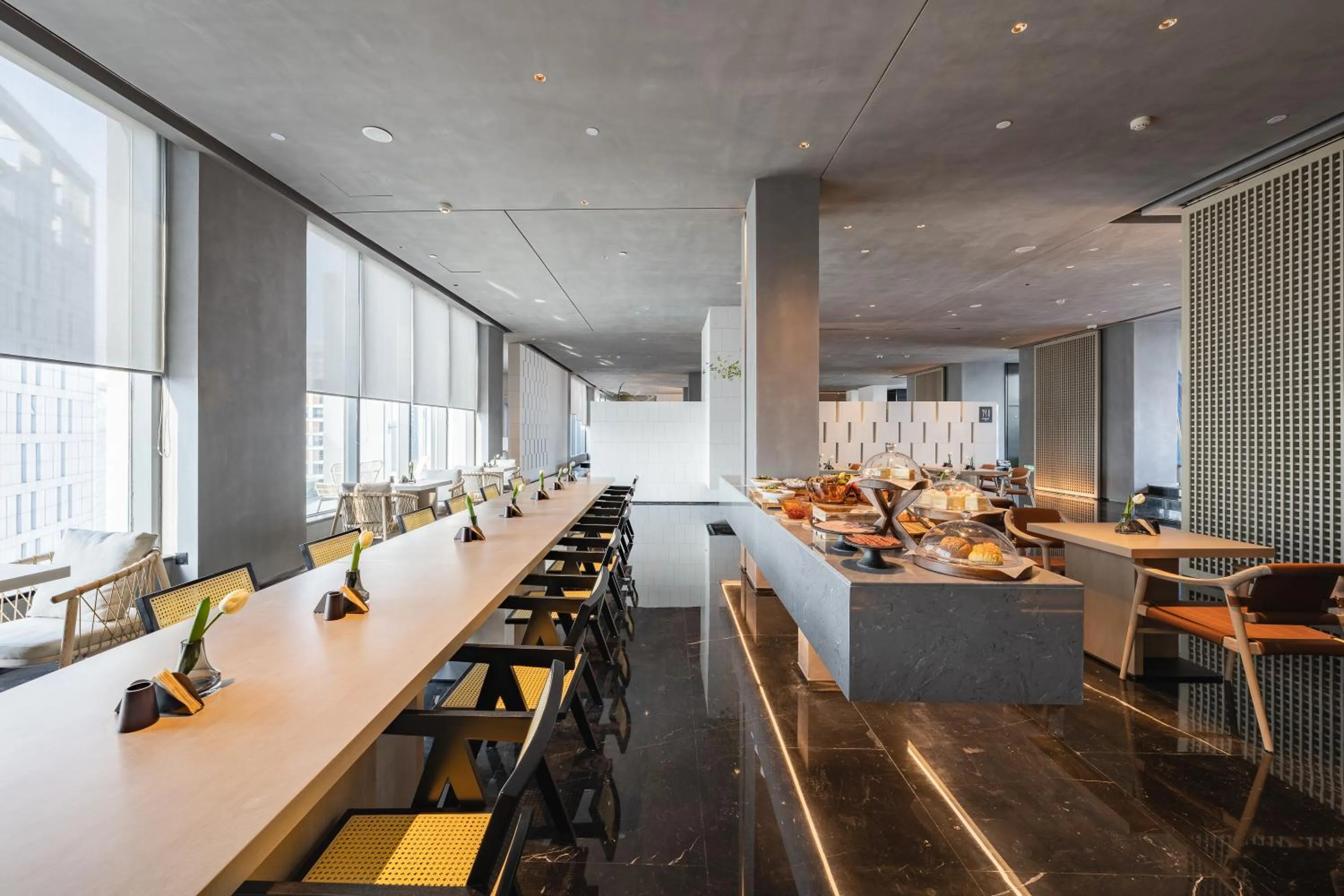 Restaurant/places to eat in Atour S Hotel Shanghai Lujiazui Expo Center