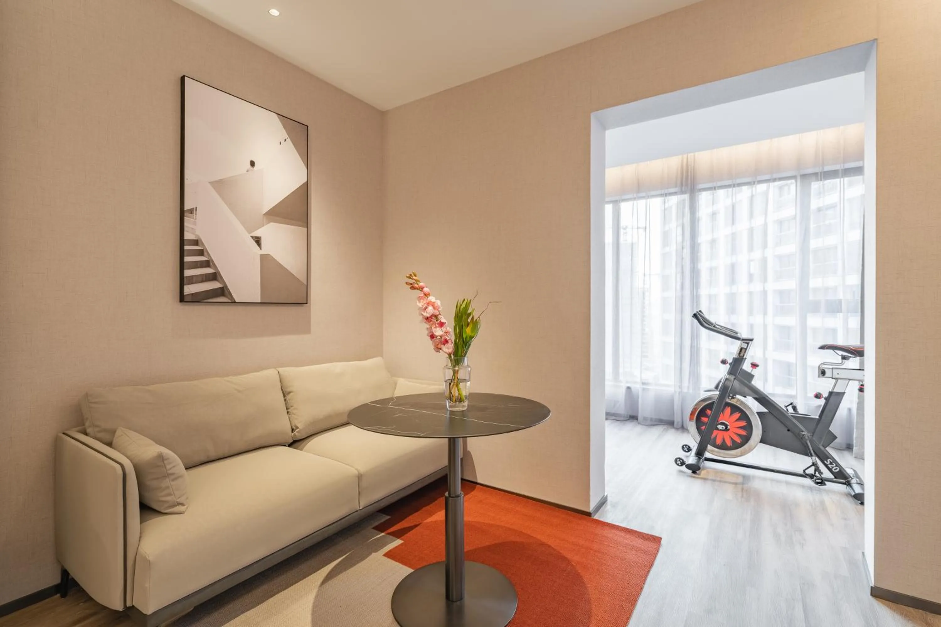 Photo of the whole room in Atour S Hotel Shanghai Lujiazui Expo Center