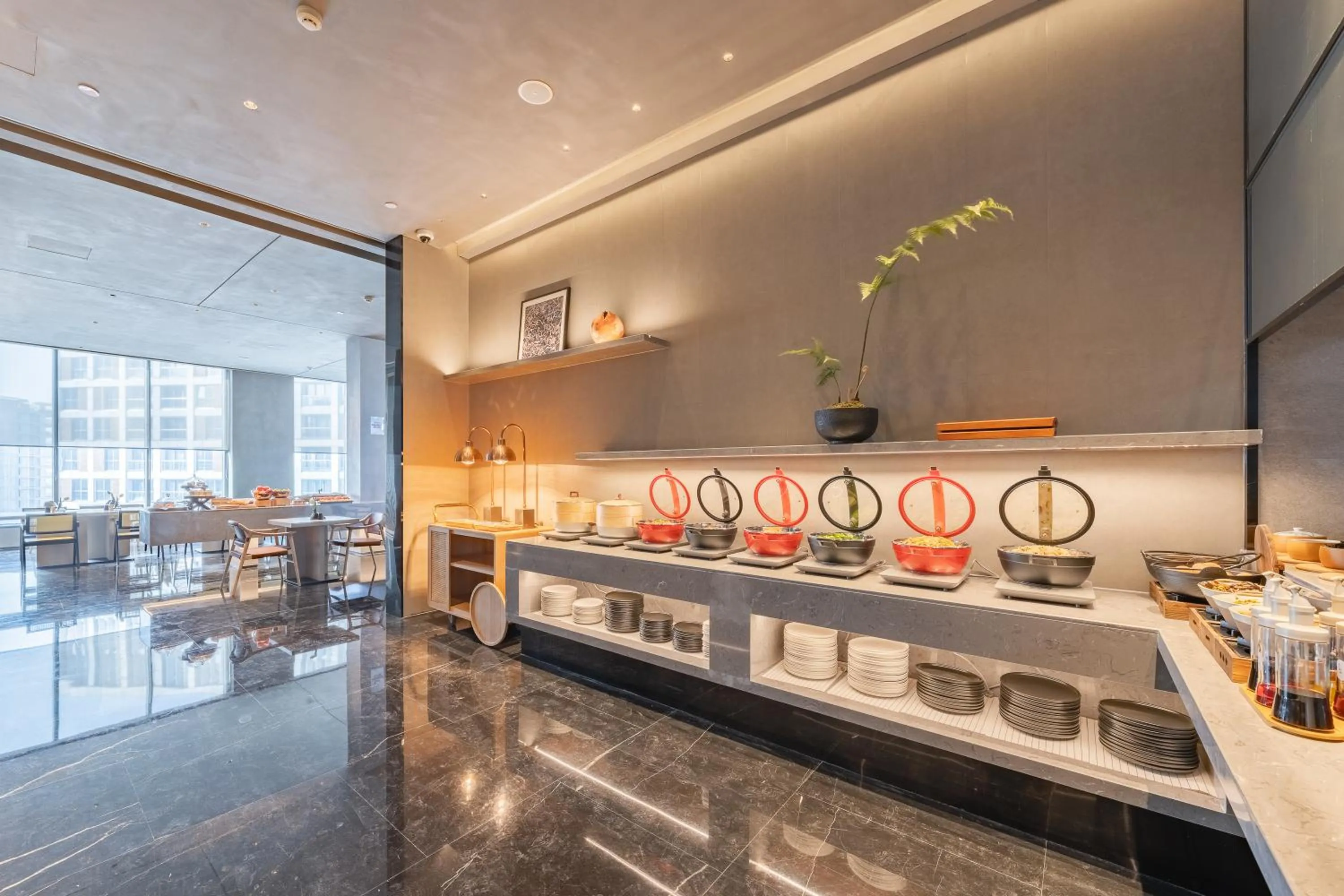 Restaurant/places to eat in Atour S Hotel Shanghai Lujiazui Expo Center