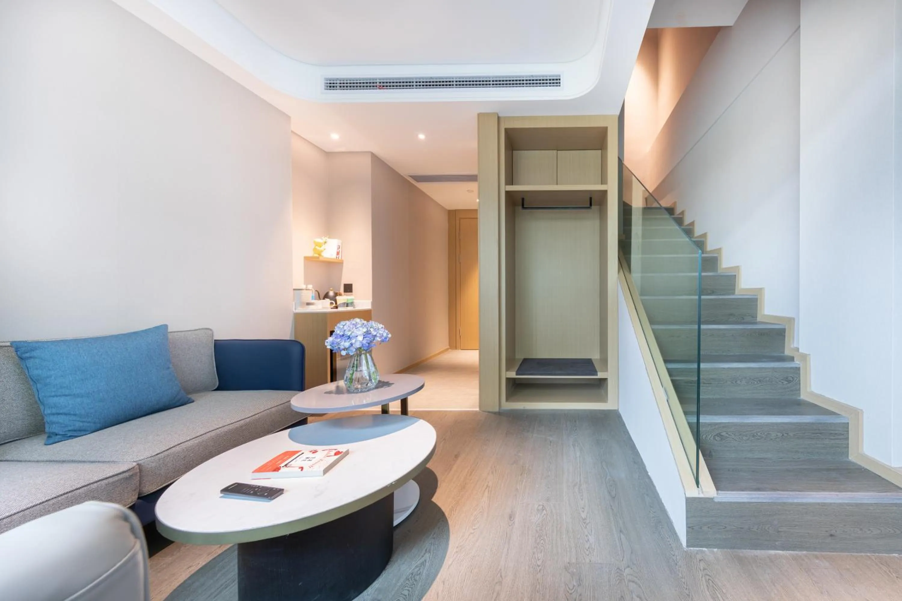 Seating area in Atour Hotel Suzhou Guanqian Street Leqiao Station