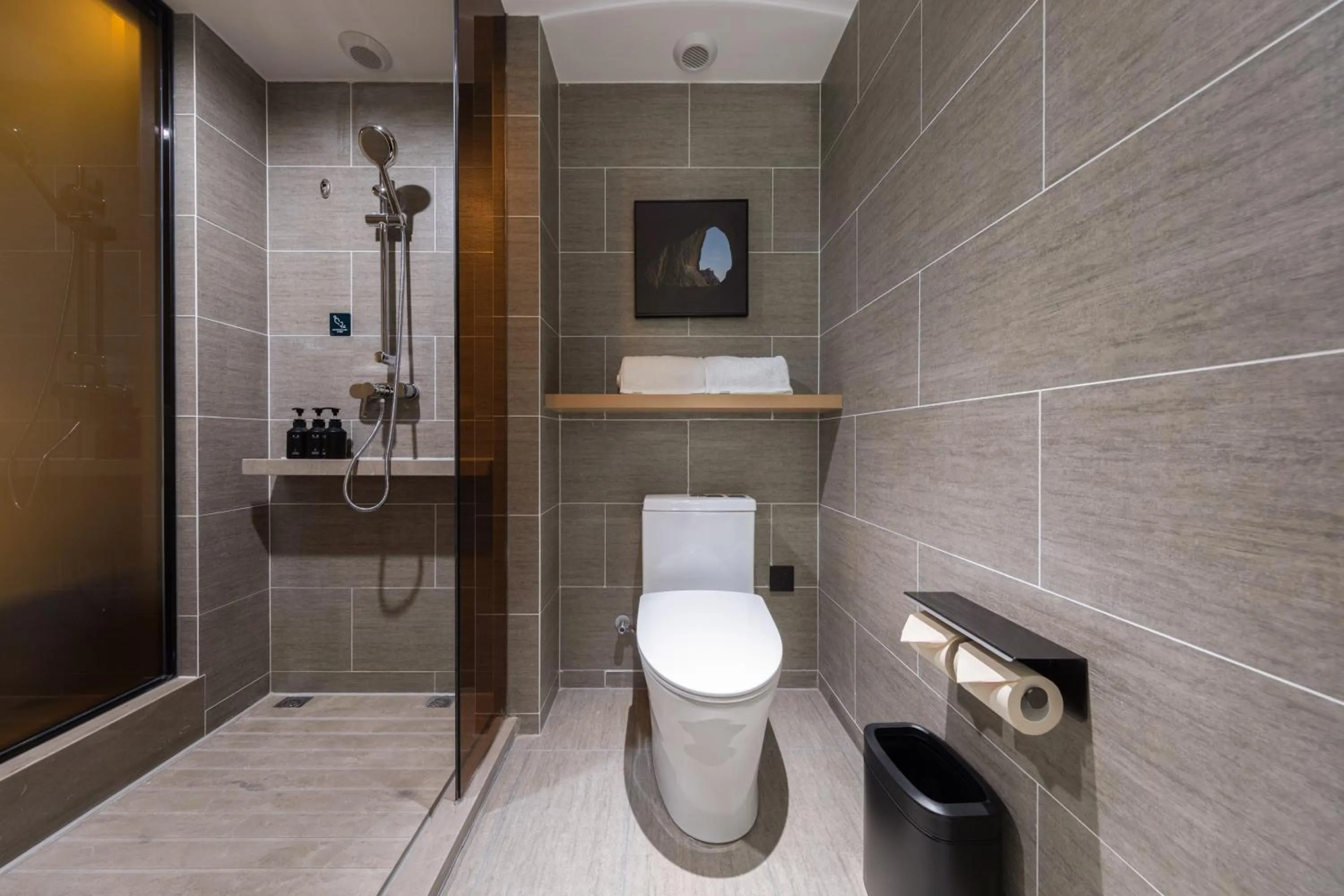 Toilet in Atour Hotel Suzhou Guanqian Street Leqiao Station