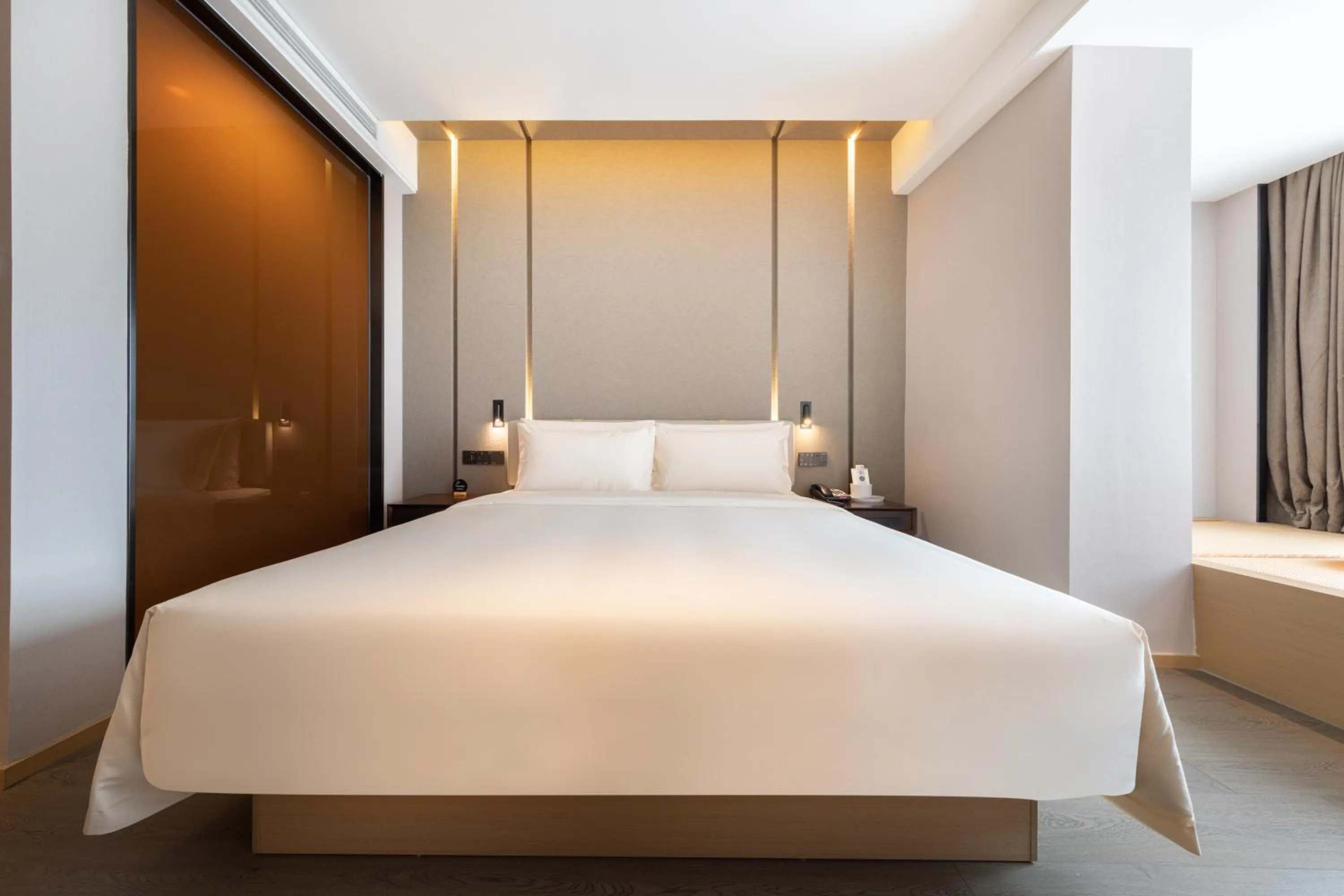 Bed in 厦门火车站明发广场亚朵酒店