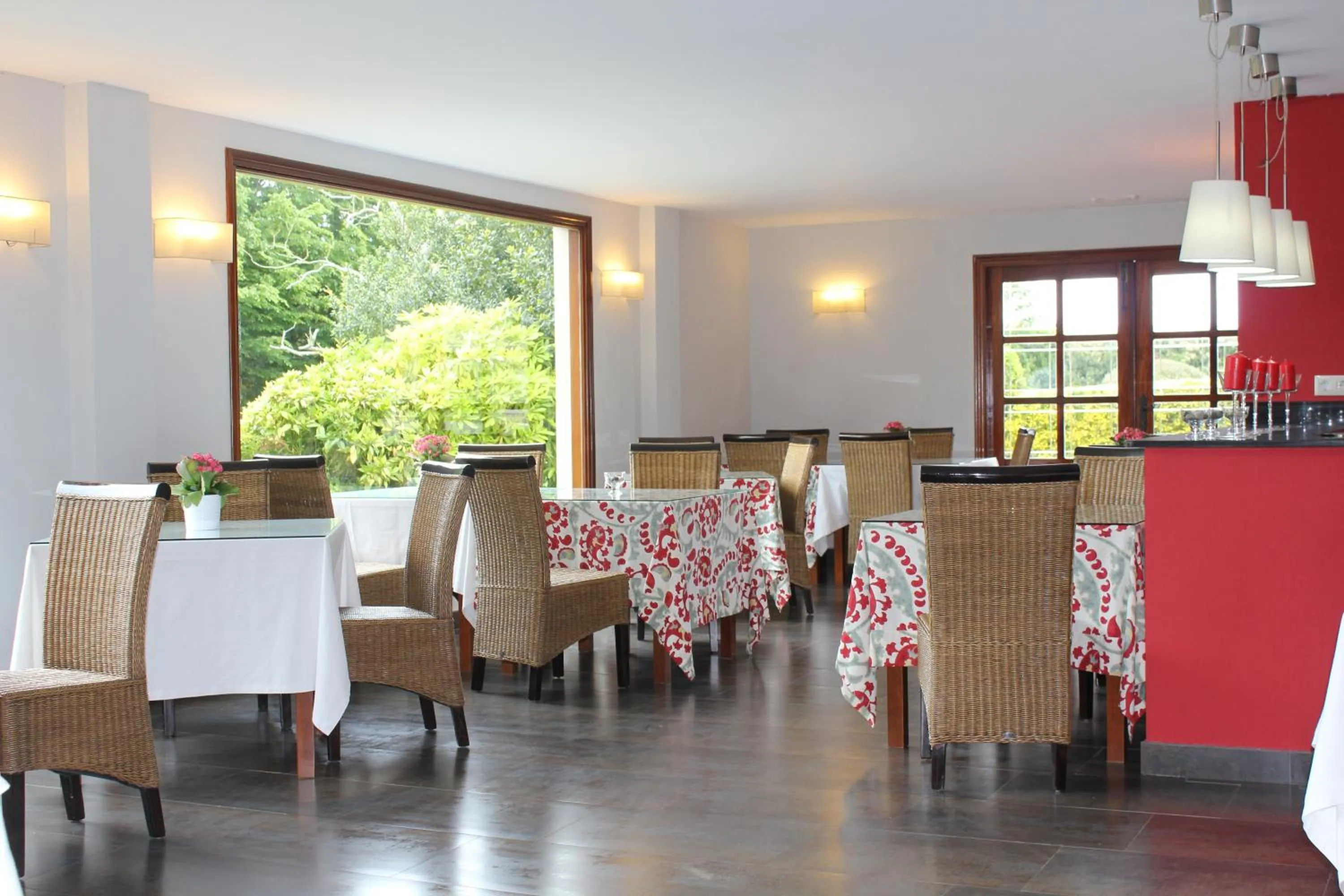 Restaurant/places to eat in Quinta de Villanueva