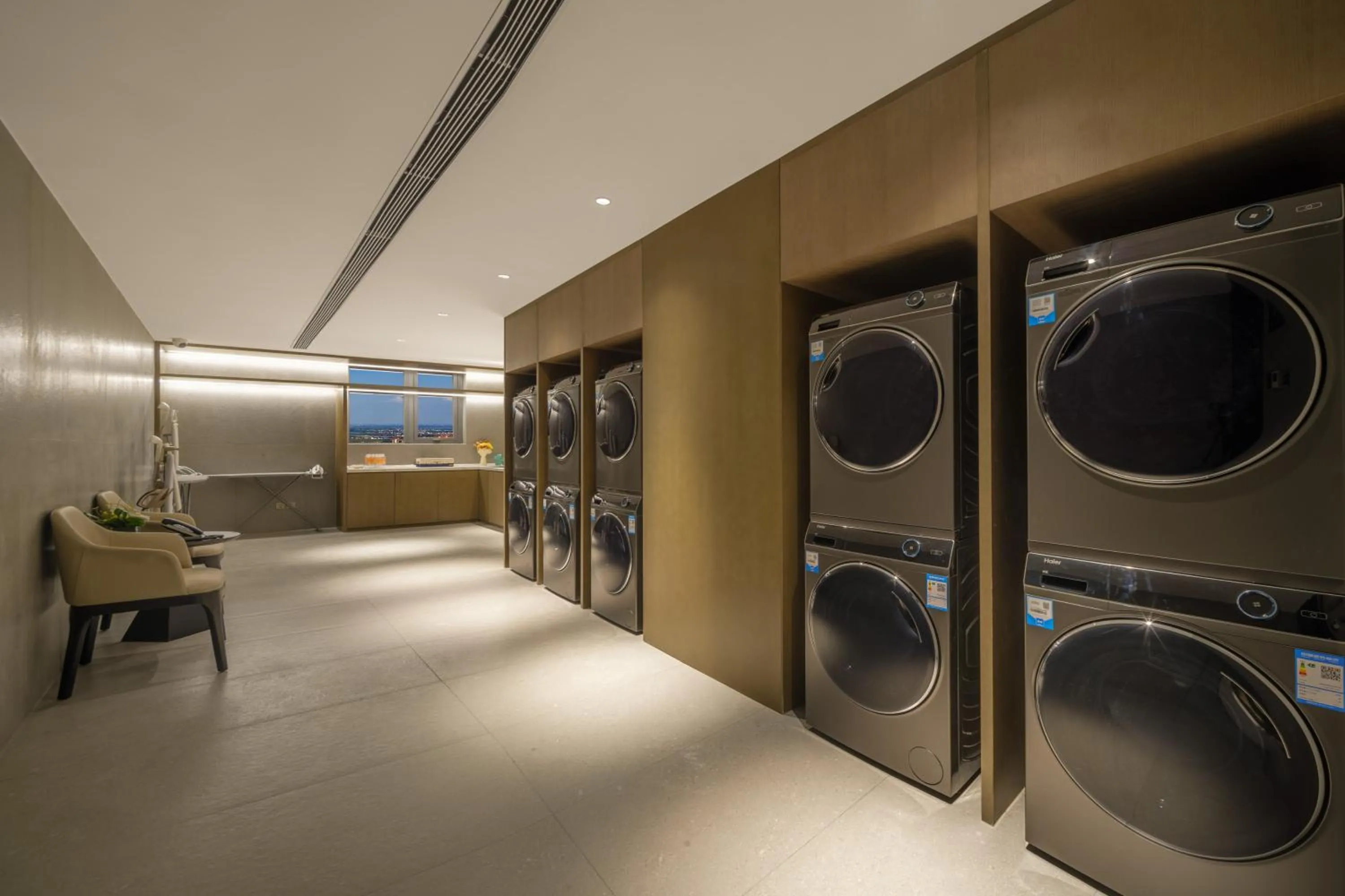 washing machine in Atour Hotel Jinan West Railway Station