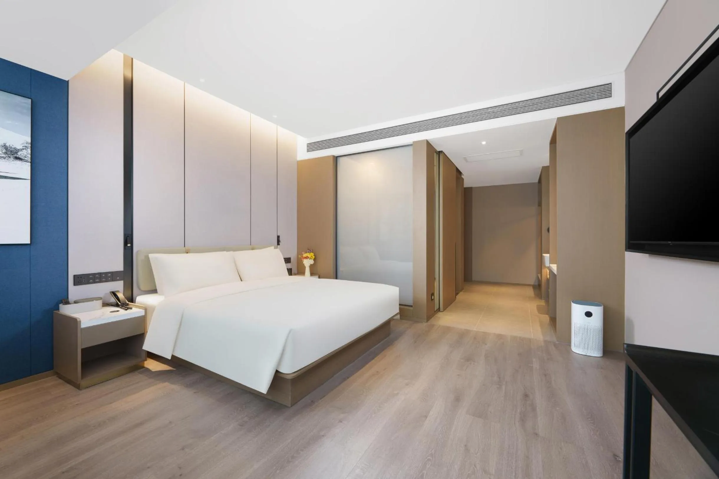 Bed in Atour Hotel Jinan West Railway Station