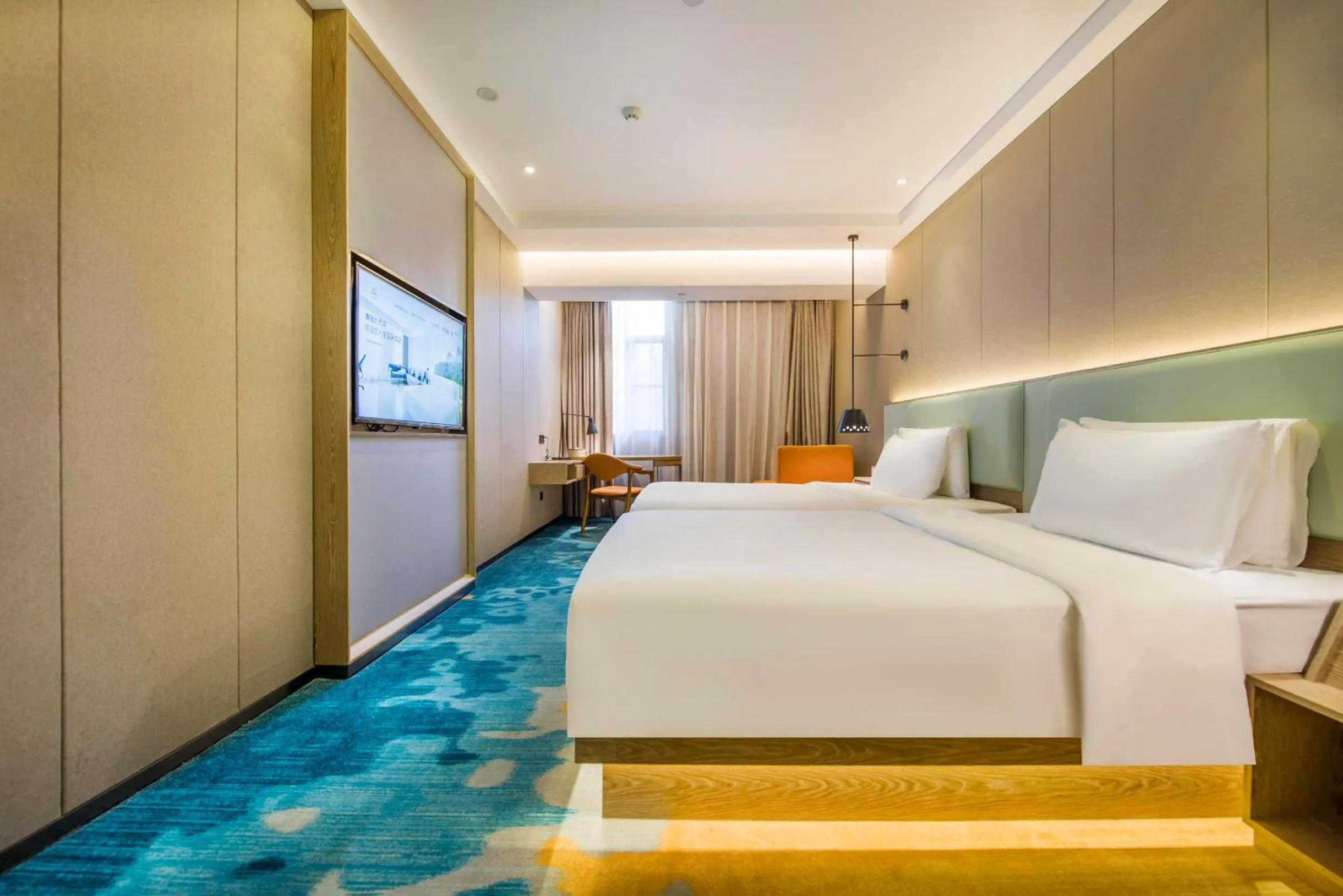 Bed in Atour X Hotel Zhujiang New Town Tianhe Park Station Guangzhou close to Canton Fair -Free shuttle bus to Canton Fair