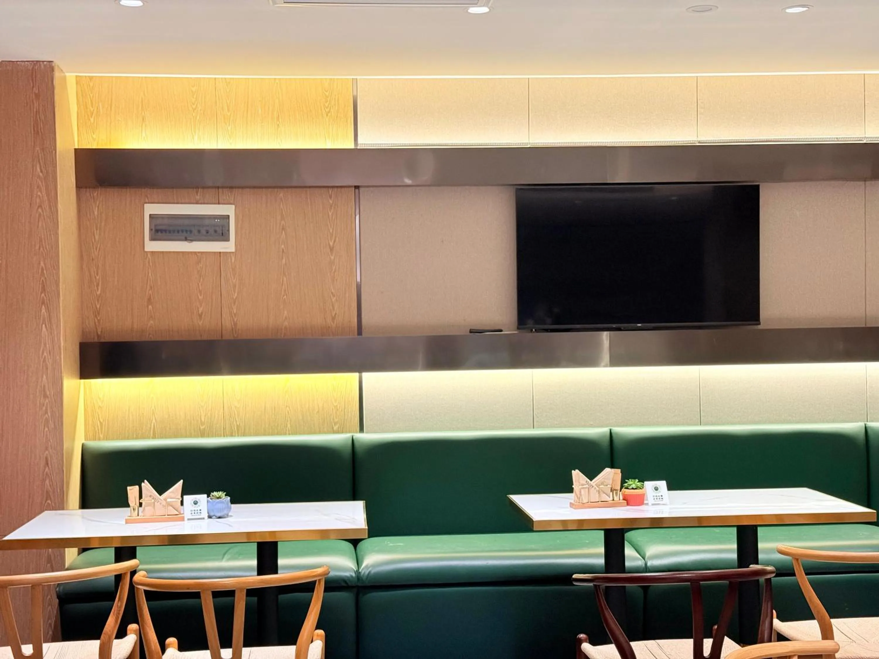 Restaurant/places to eat in Atour X Hotel Zhujiang New Town Tianhe Park Station Guangzhou close to Canton Fair -Free shuttle bus to Canton Fair