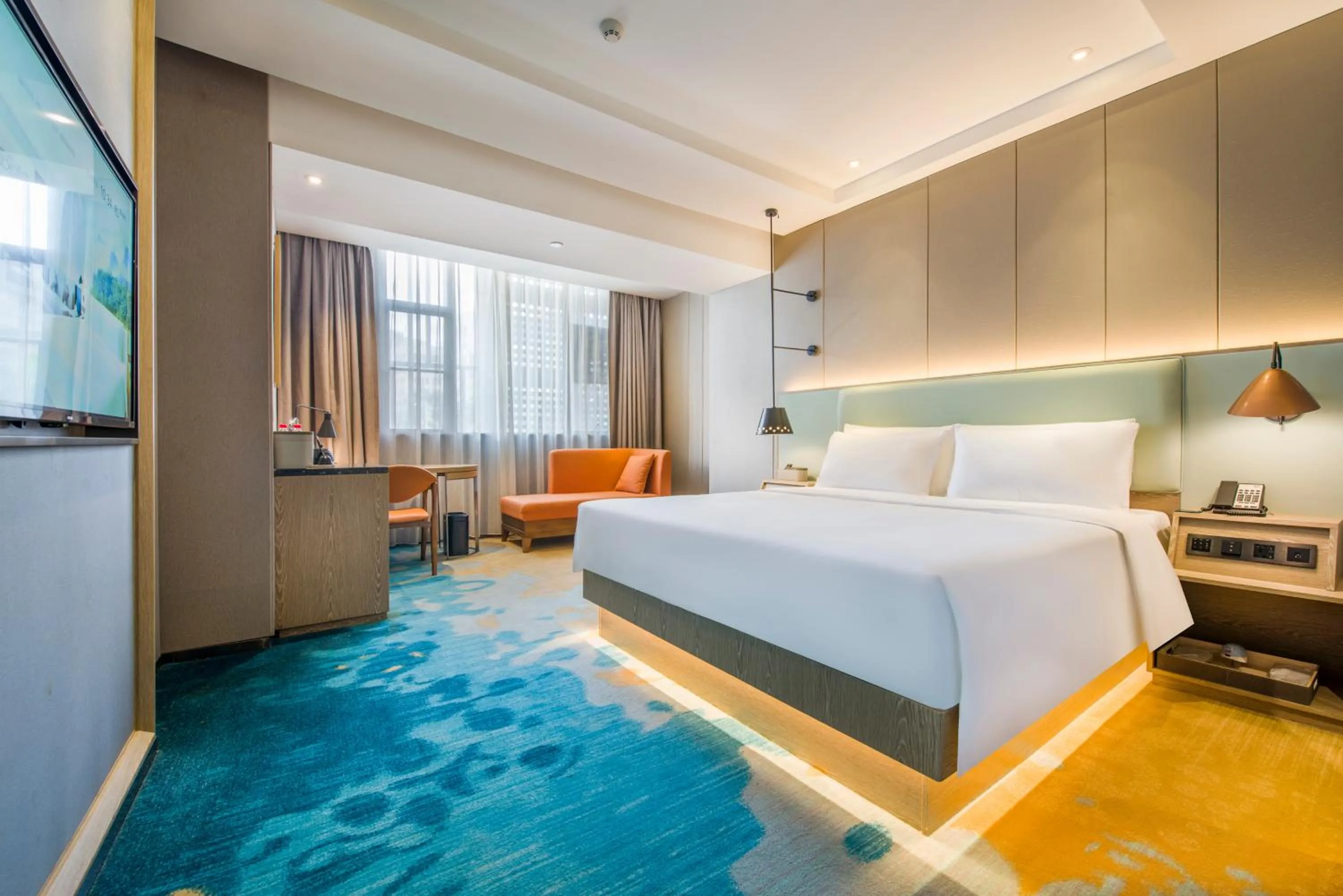 Bed in Atour X Hotel Zhujiang New Town Tianhe Park Station Guangzhou close to Canton Fair -Free shuttle bus to Canton Fair