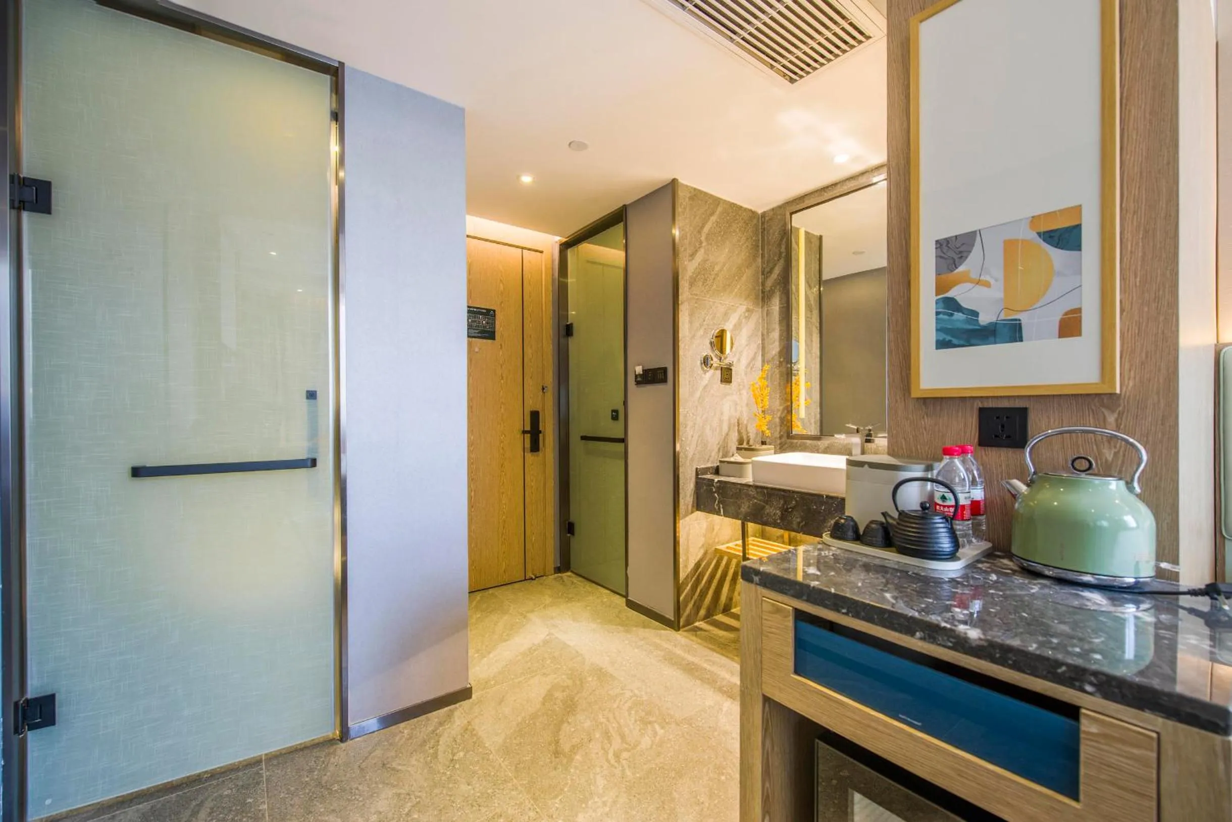 minibar in Atour X Hotel Zhujiang New Town Tianhe Park Station Guangzhou close to Canton Fair -Free shuttle bus to Canton Fair