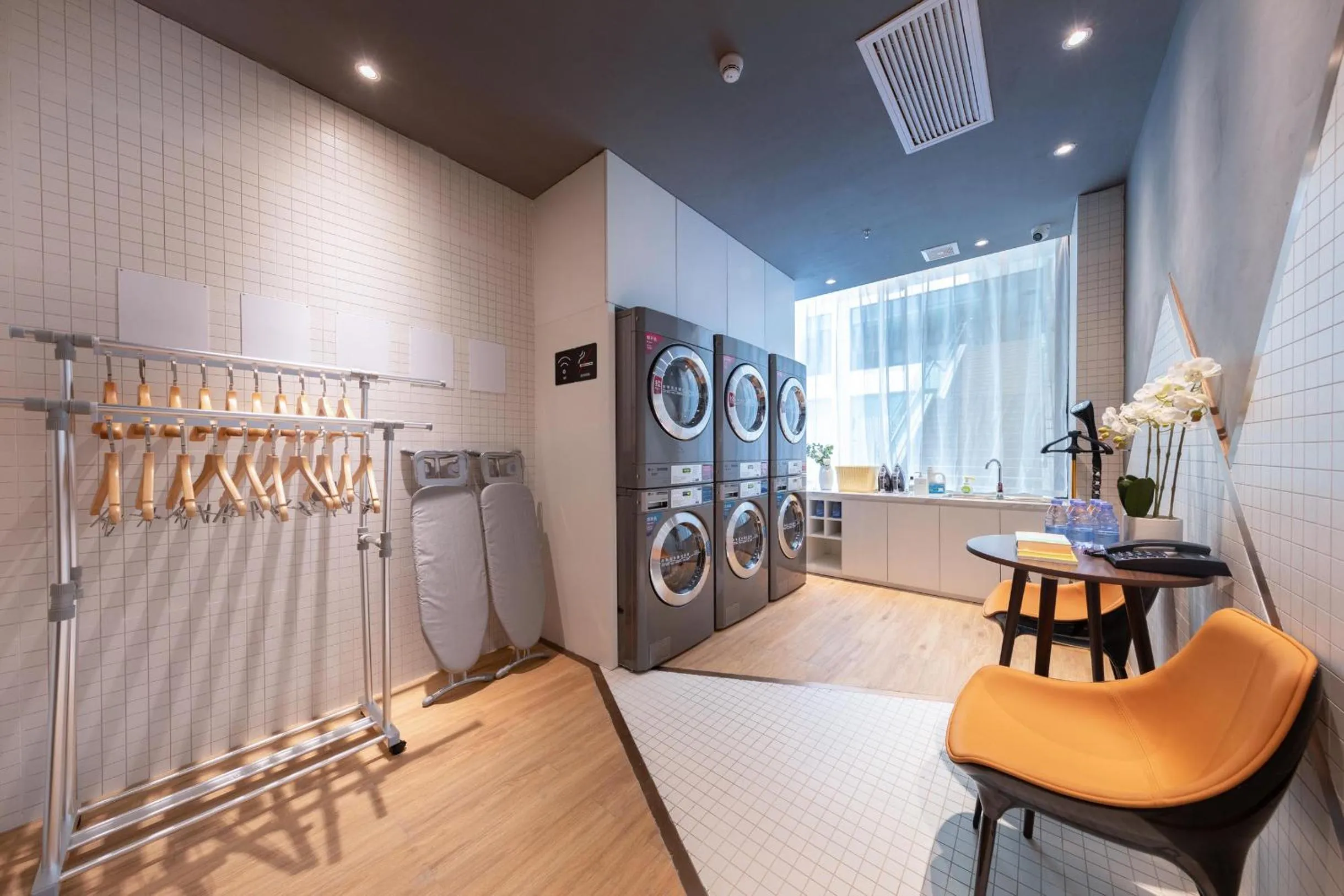 Atour Hotel Shenzhen Shajing International Convention and Exhibition Center