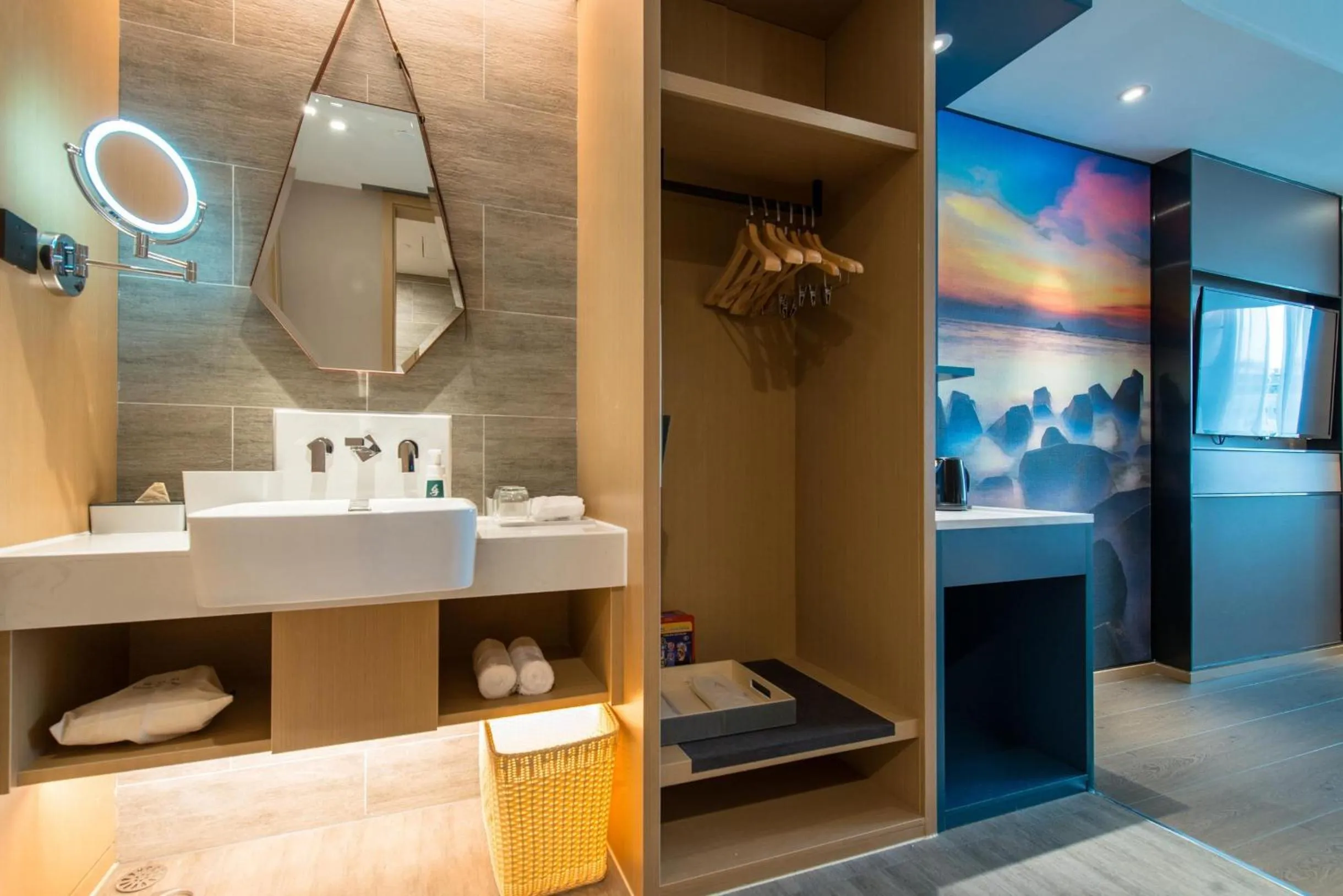 Bathroom in Atour Hotel Shenzhen Baoan International Airport