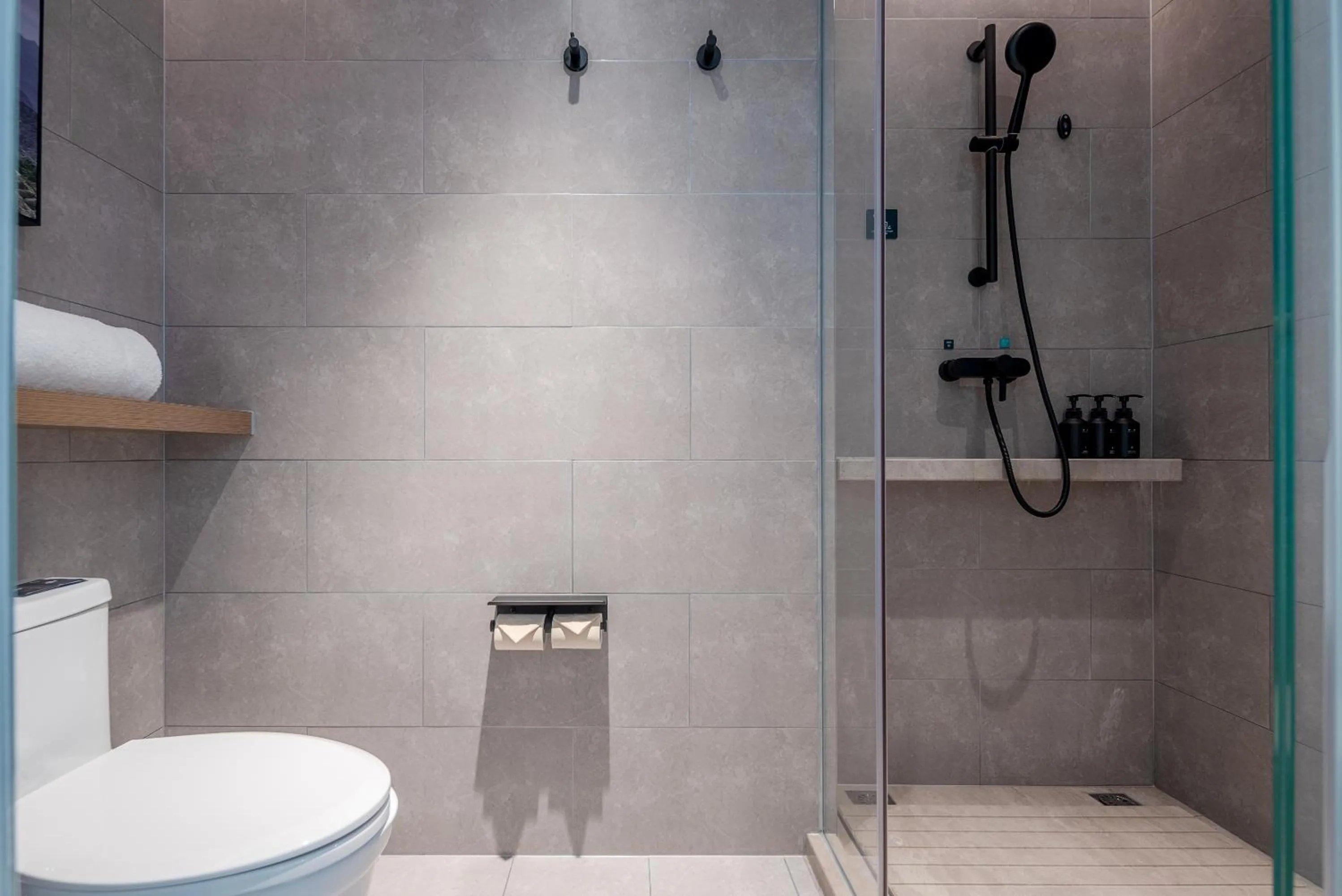 Shower in Atour Hotel Shenzhen Baoan Vanke Star City