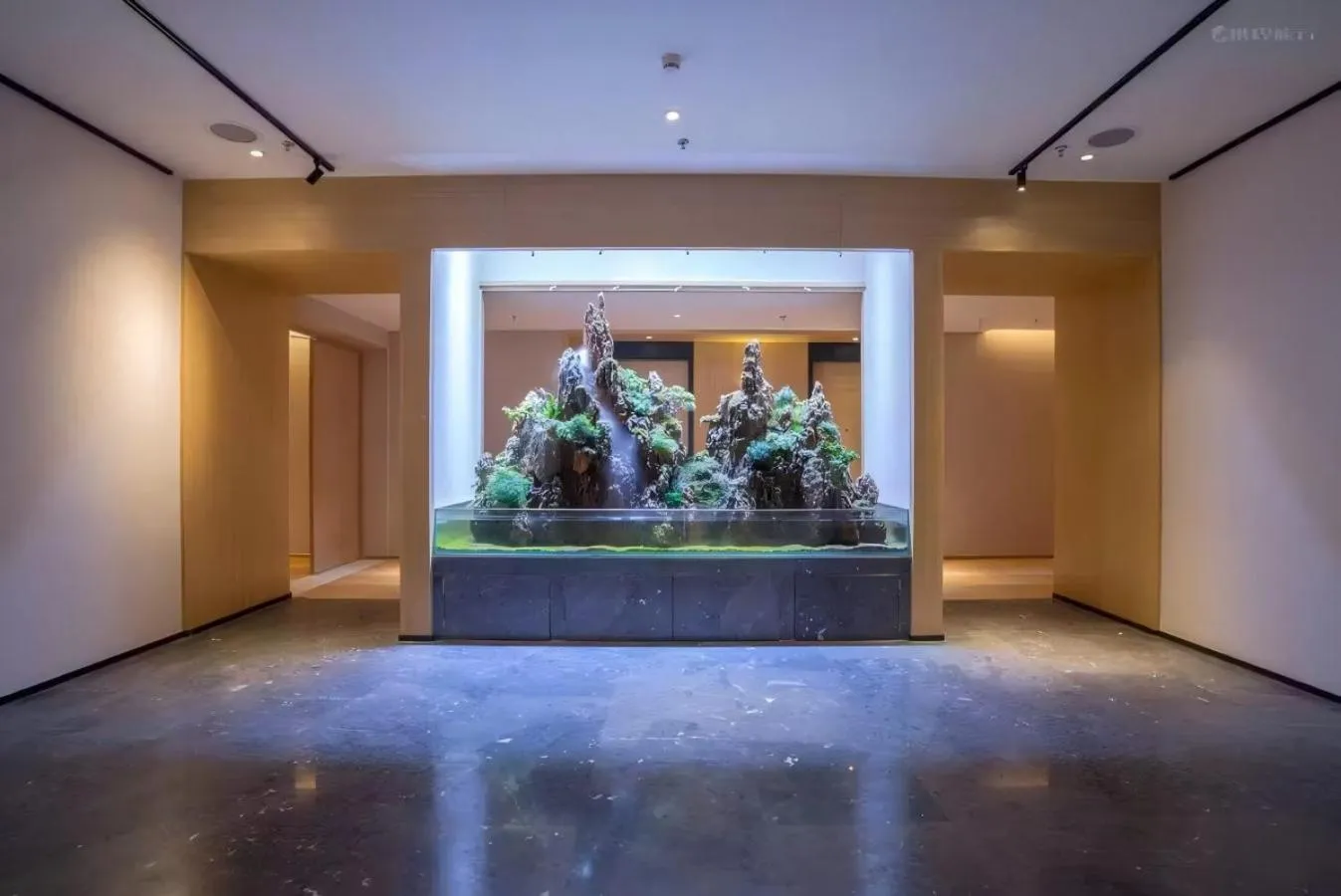 Property building in Atour X Hotel Shenzhen Futian CBD Chegongmiao