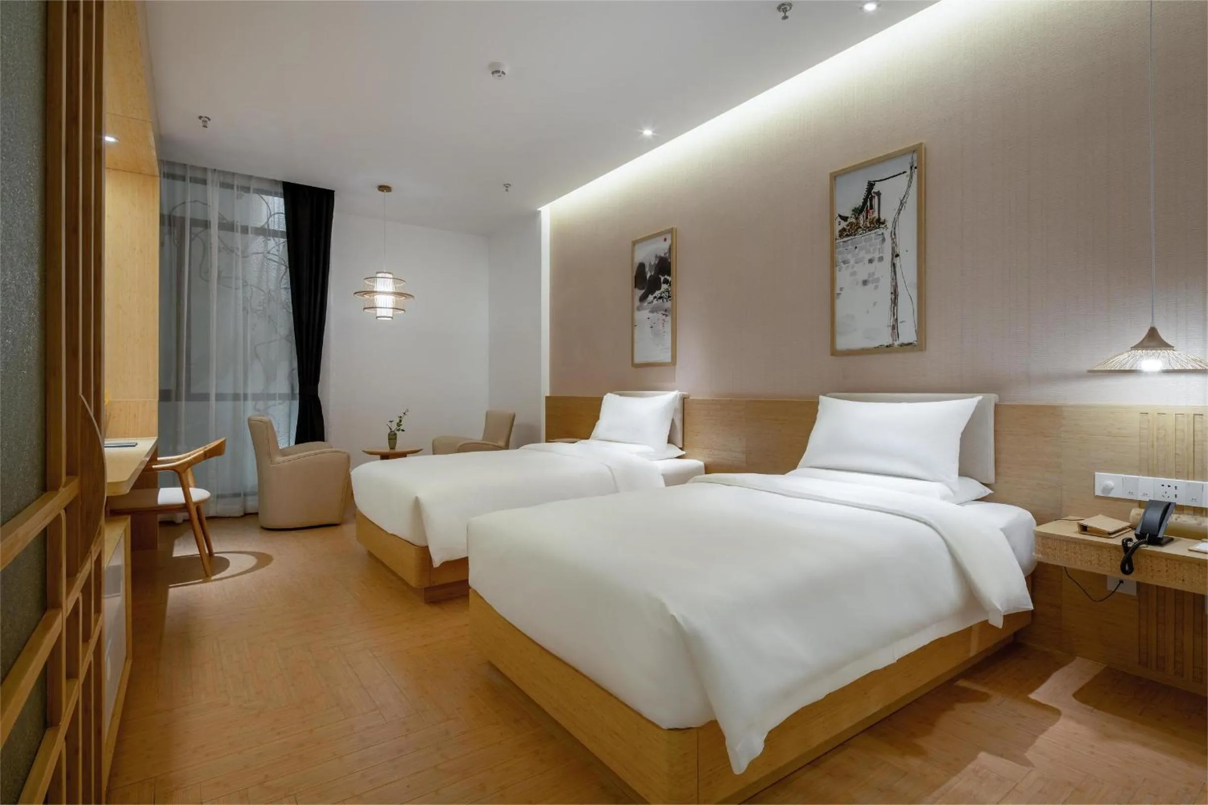 Photo of the whole room, Bed in Atour X Hotel Shenzhen Futian CBD Chegongmiao