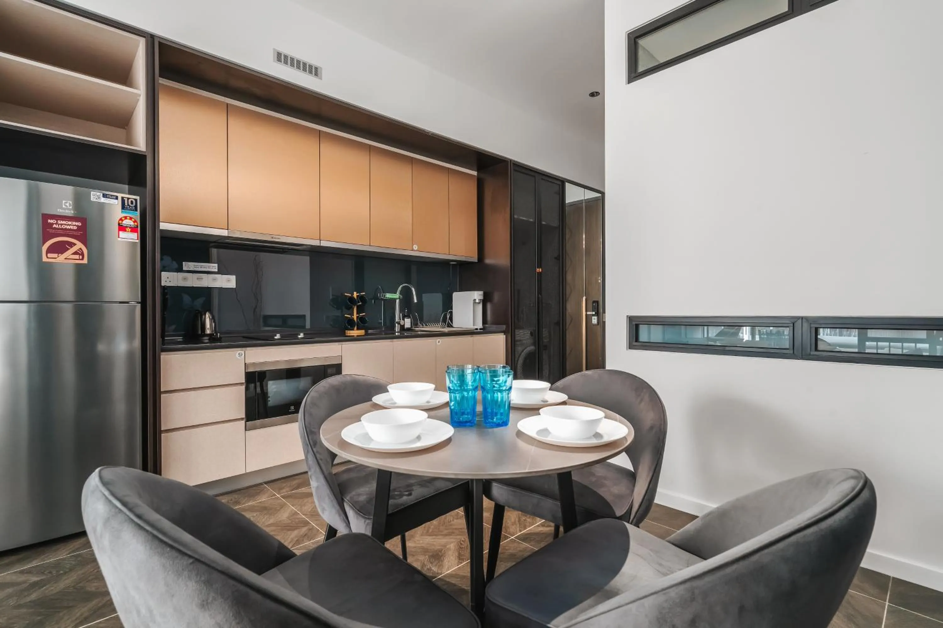 Kitchen or kitchenette in Scarletz KLCC Apartments by soulasia