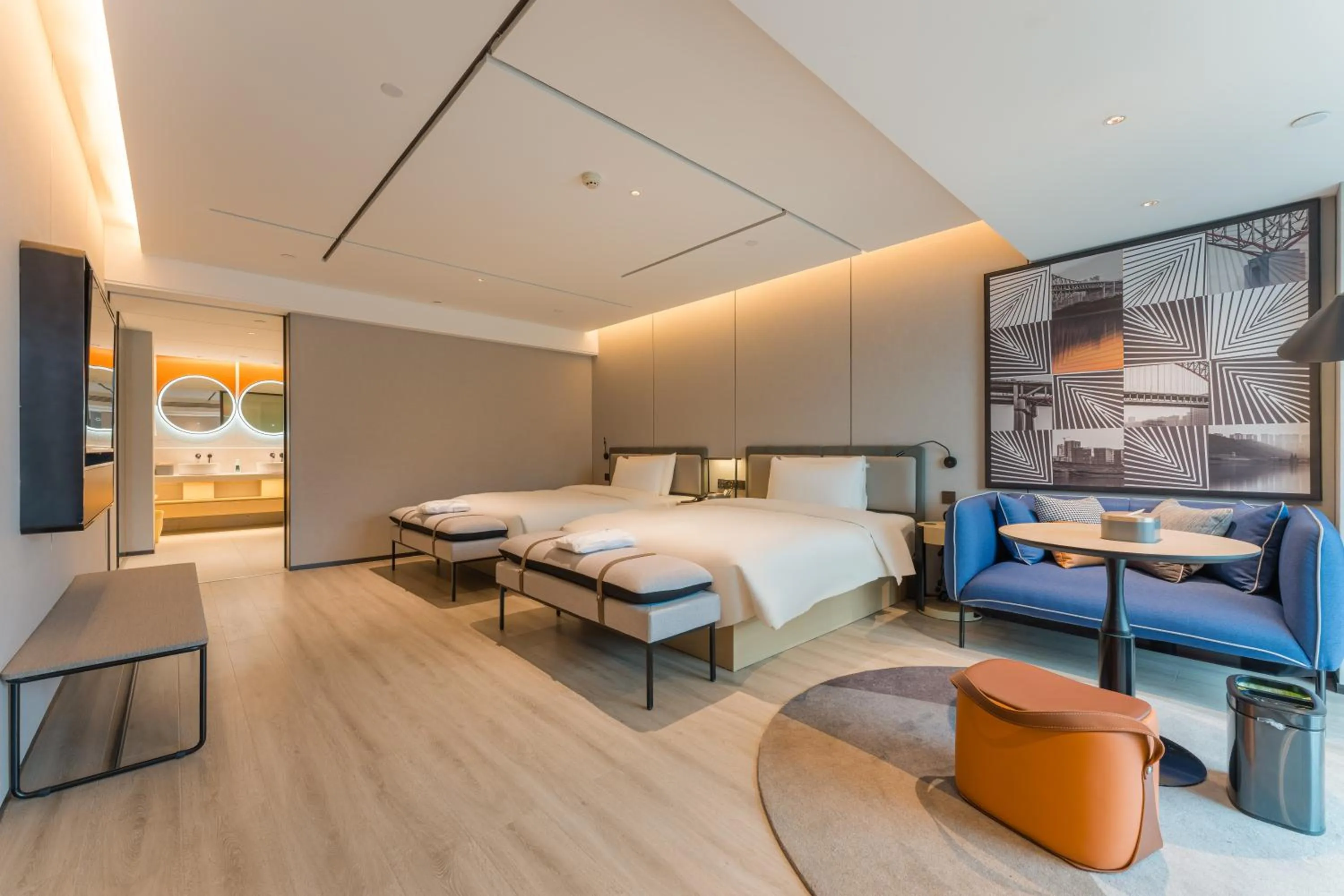 Bed in Atour S Hotel Chongqing Jiefangbei Hongyadong Riverview