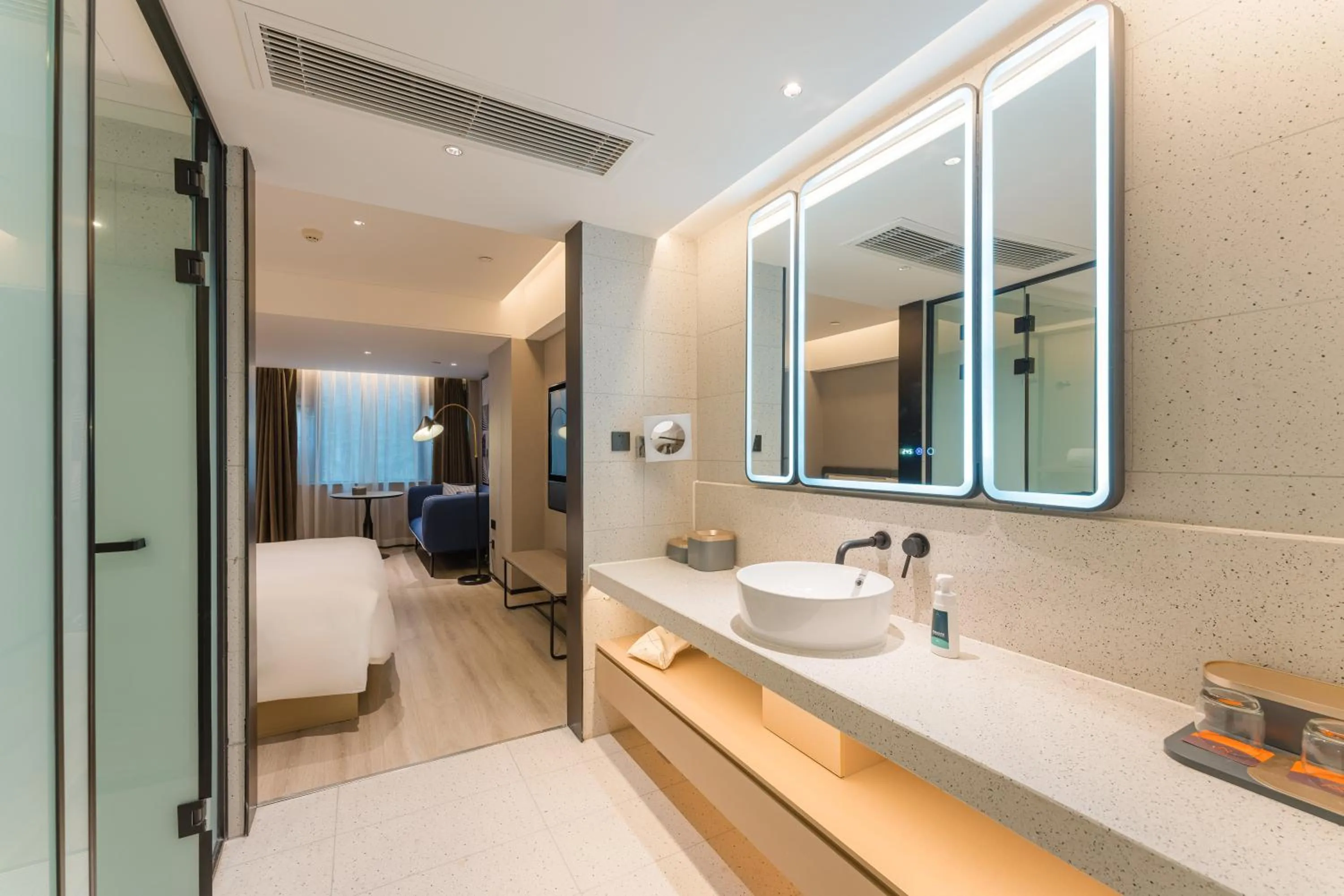 Atour S Hotel Chongqing Jiefangbei Hongyadong Riverview