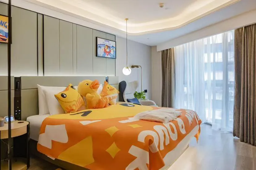 Bed in Atour S Hotel Chongqing Jiefangbei Hongyadong Riverview