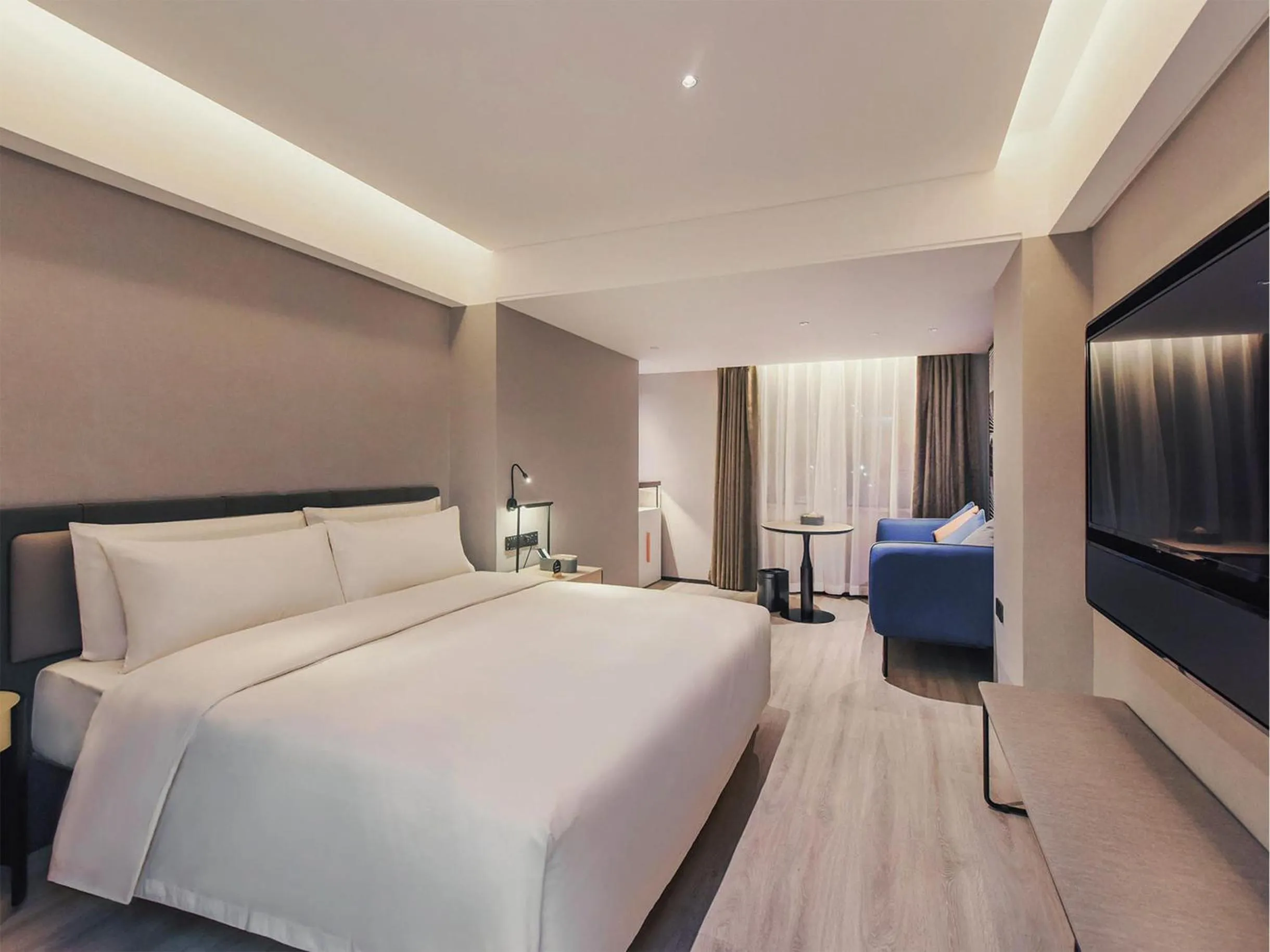 Bed in Atour S Hotel Chongqing Jiefangbei Hongyadong Riverview