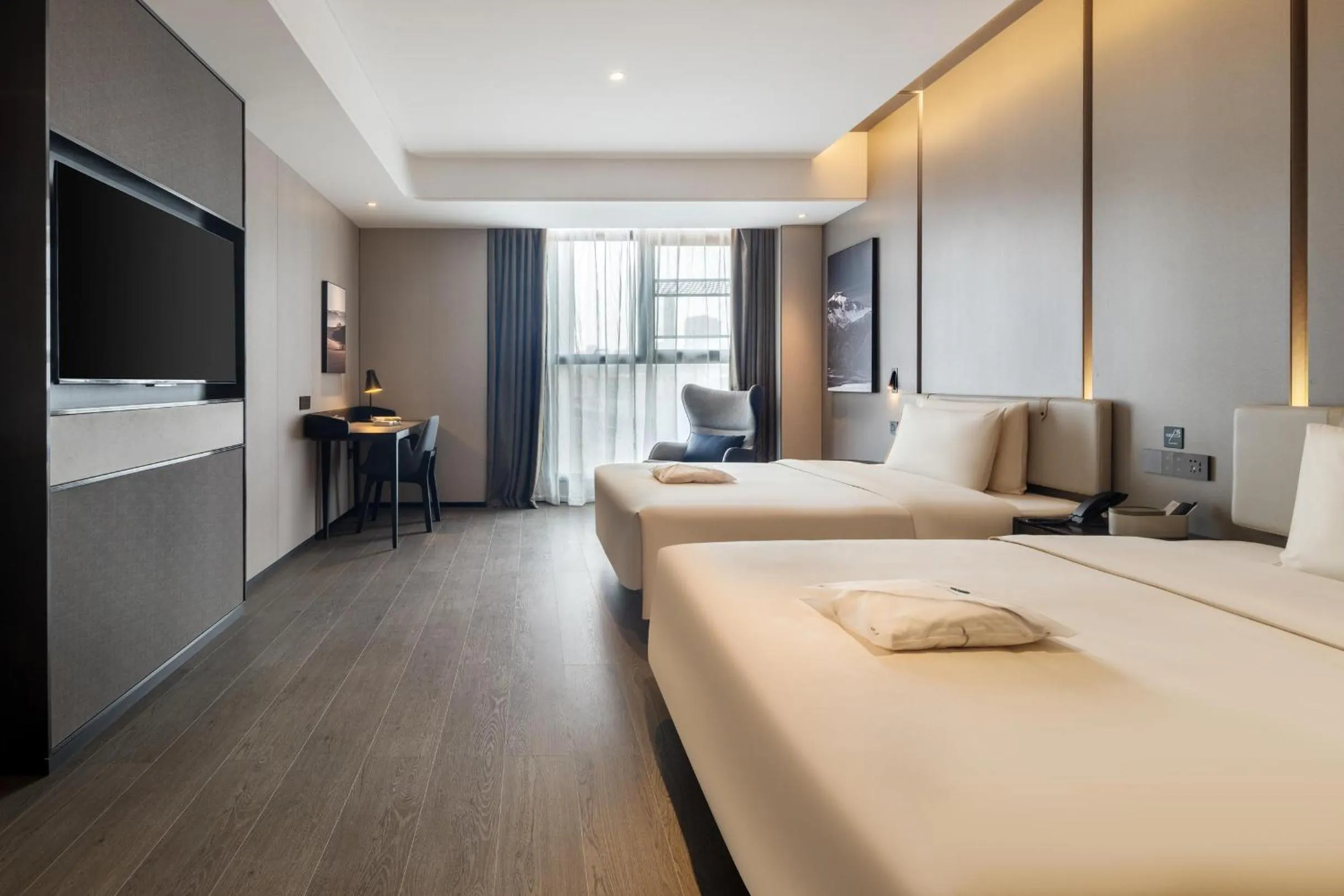 Bed in Atour Hotel Chongqing Qibo Center