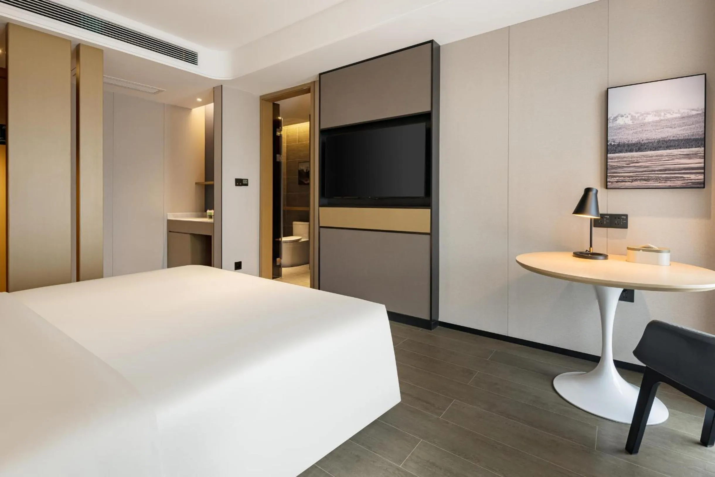 Bed in Atour Hotel Chongqing Qibo Center