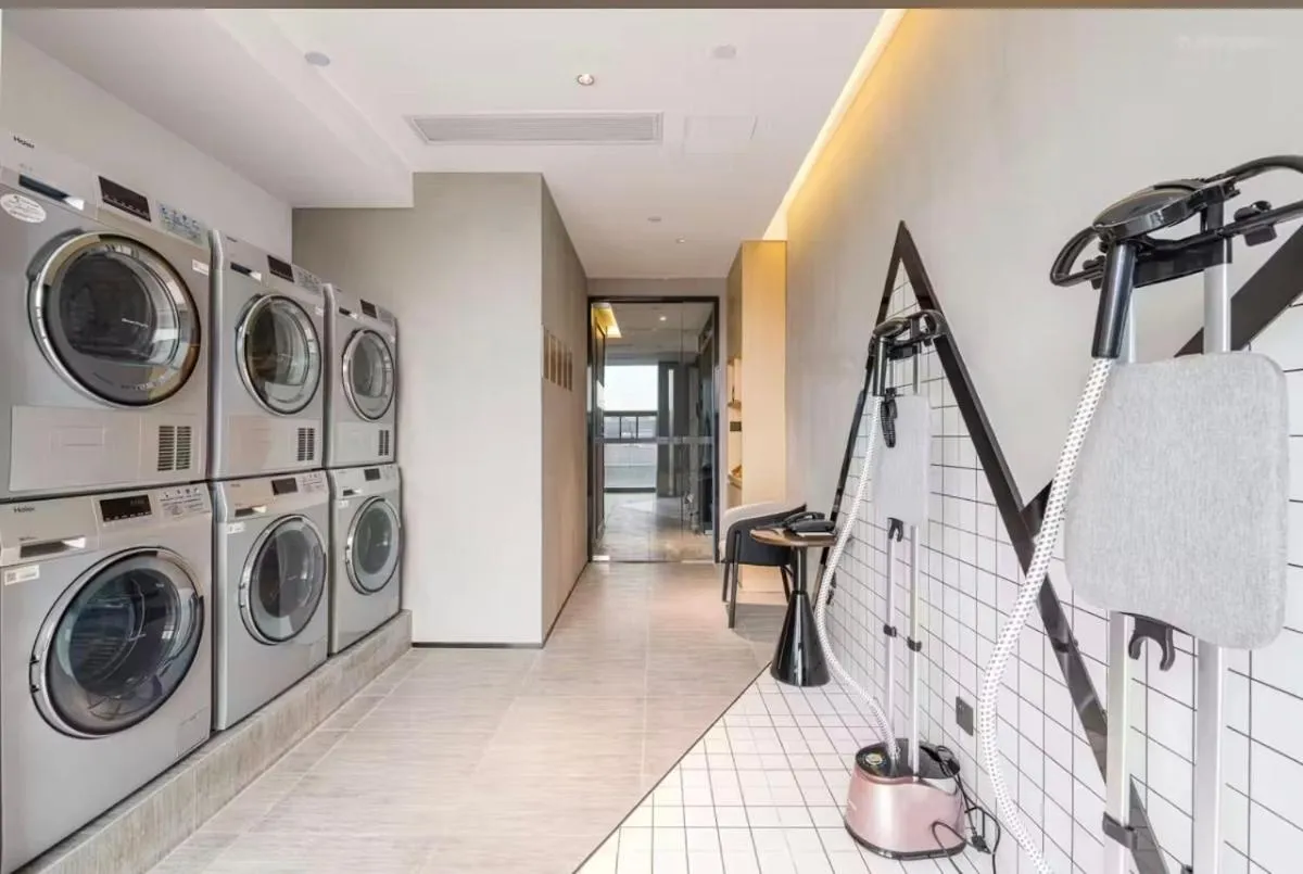 Atour Hotel Chengdu Taikoo Li Future Center