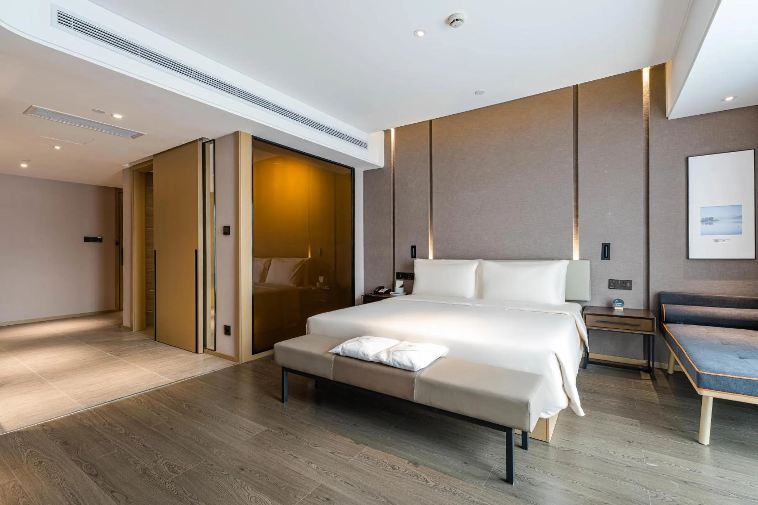 Bed in Atour Hotel Chengdu Taikoo Li Future Center