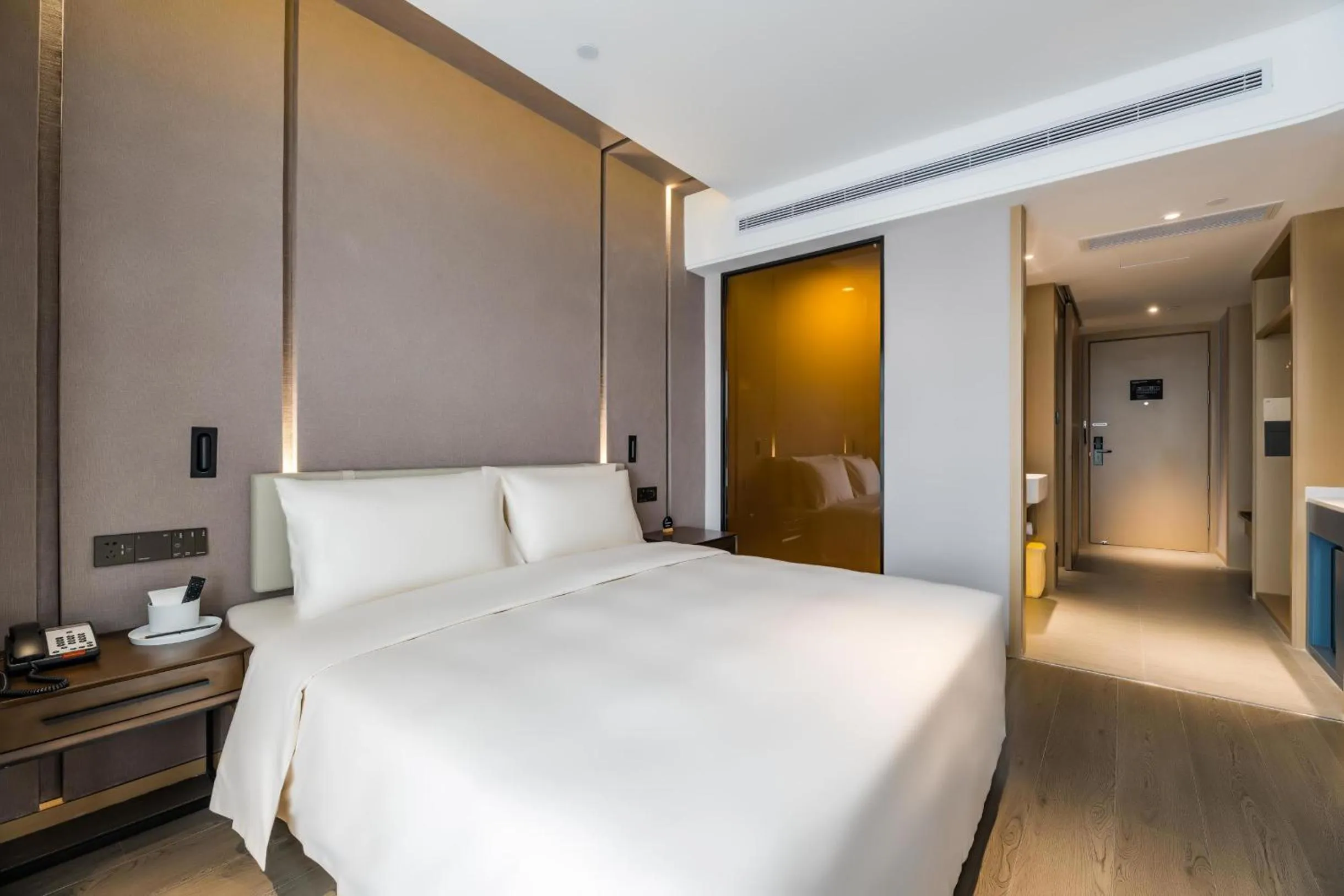 Bed in Atour Hotel Chengdu Taikoo Li Future Center