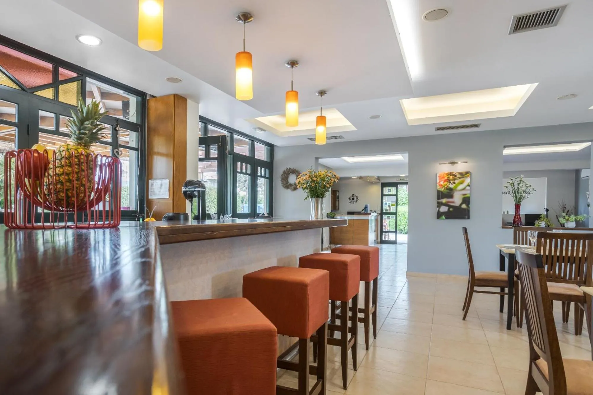 Restaurant/places to eat in Your Memories Hotel