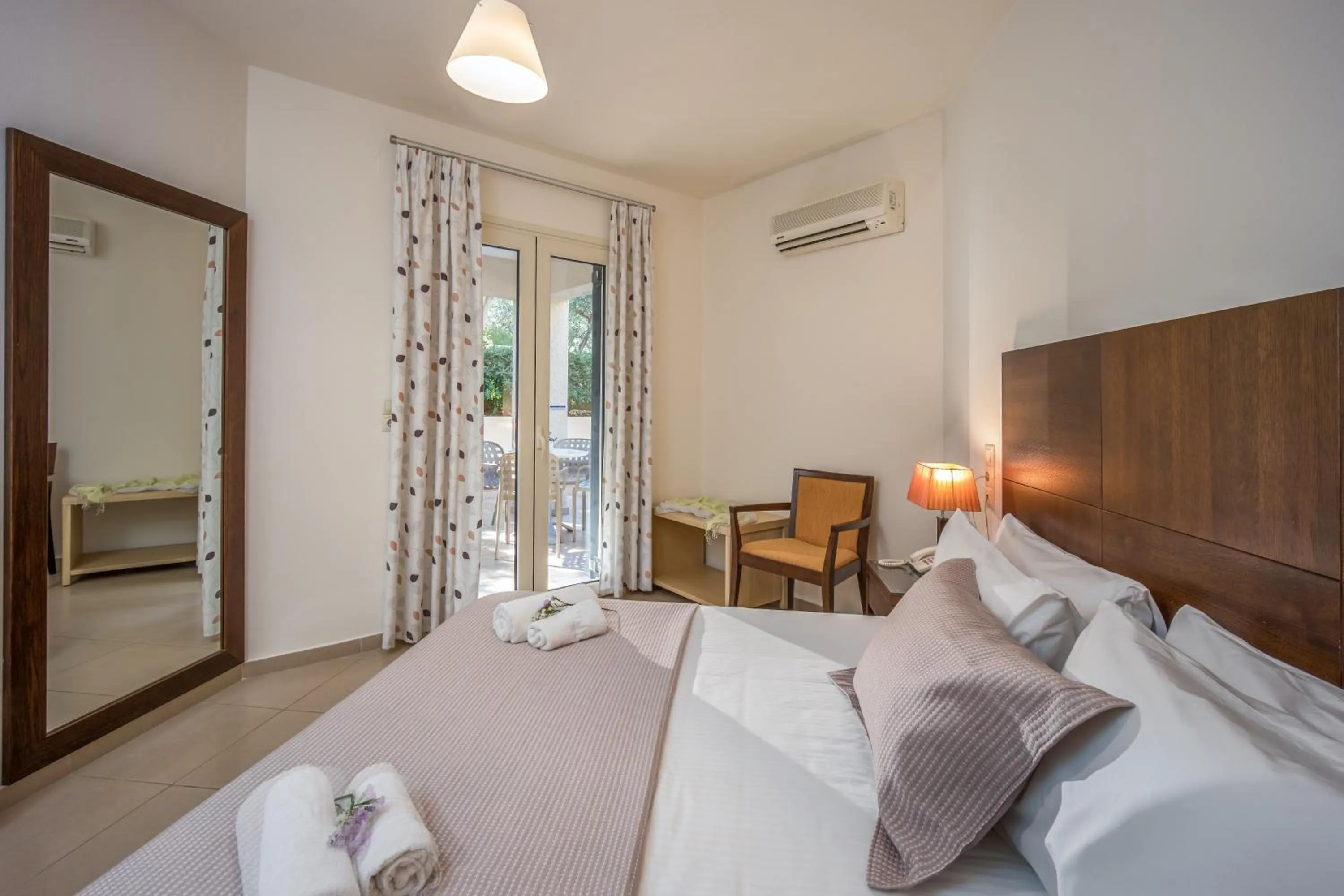 Bed in Your Memories Hotel