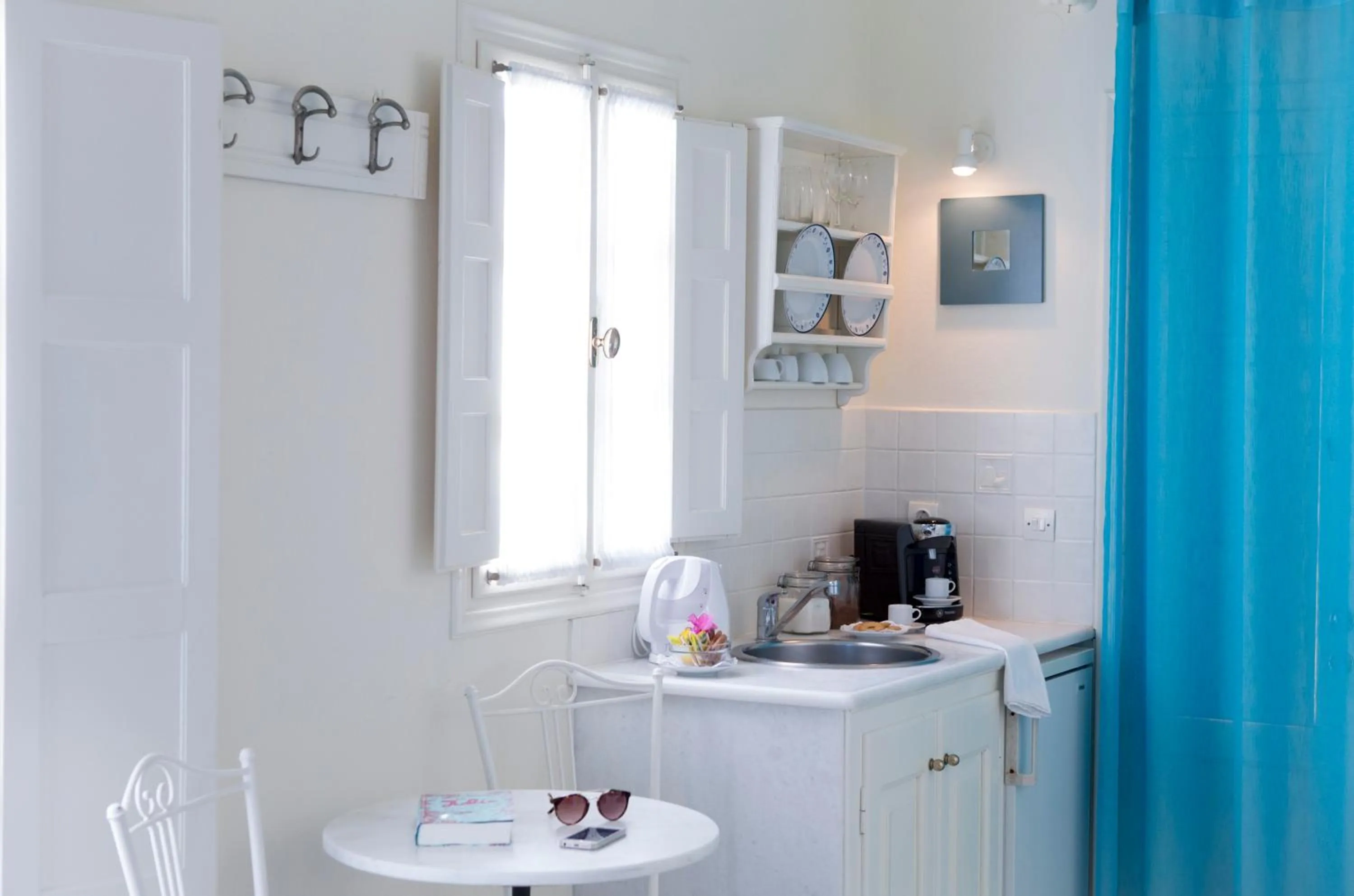 Kitchen or kitchenette in Meli Meli