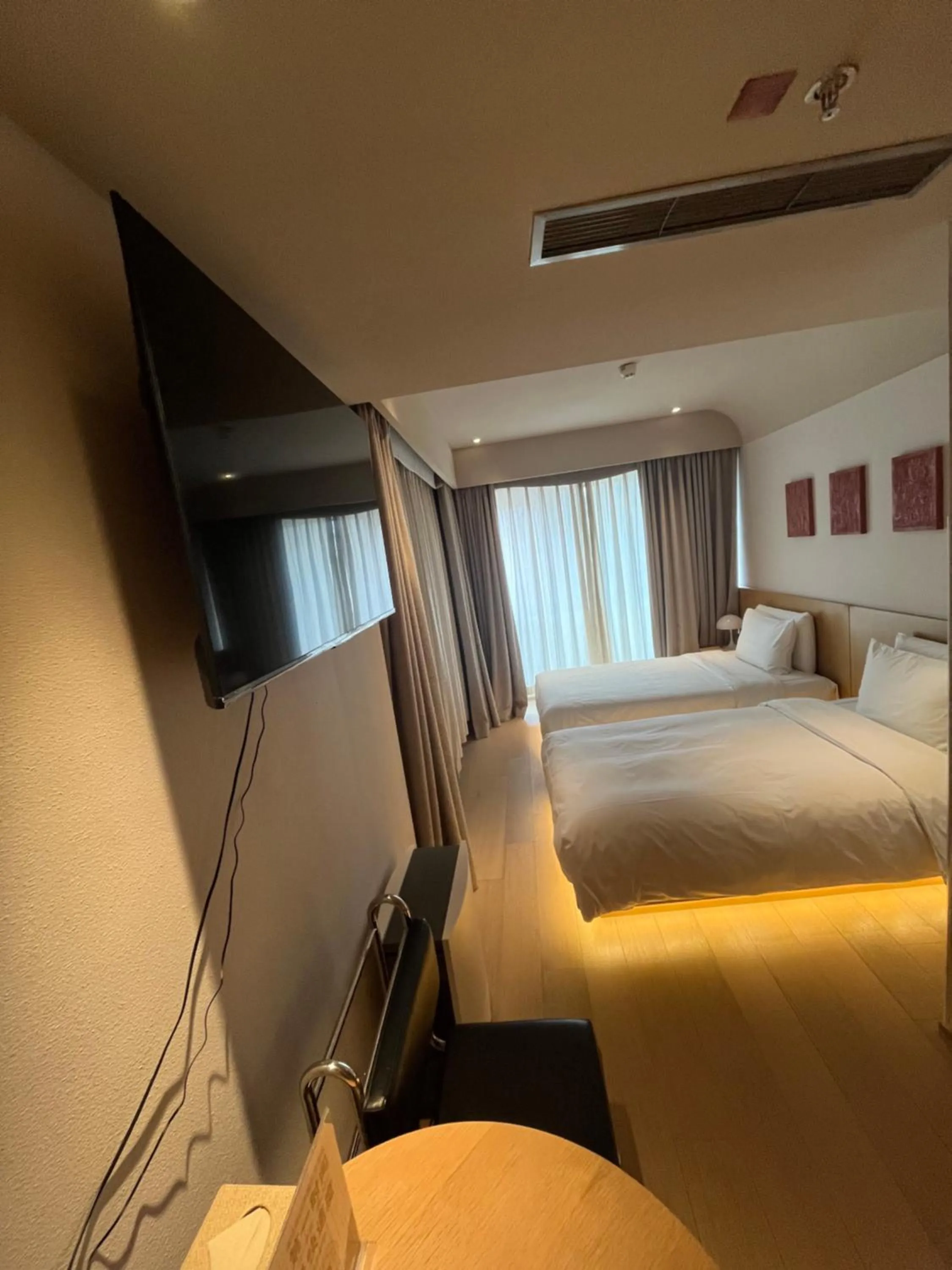 Photo of the whole room, Bed in Atour S Hotel Beijing Guomao CBD - FunsCenter