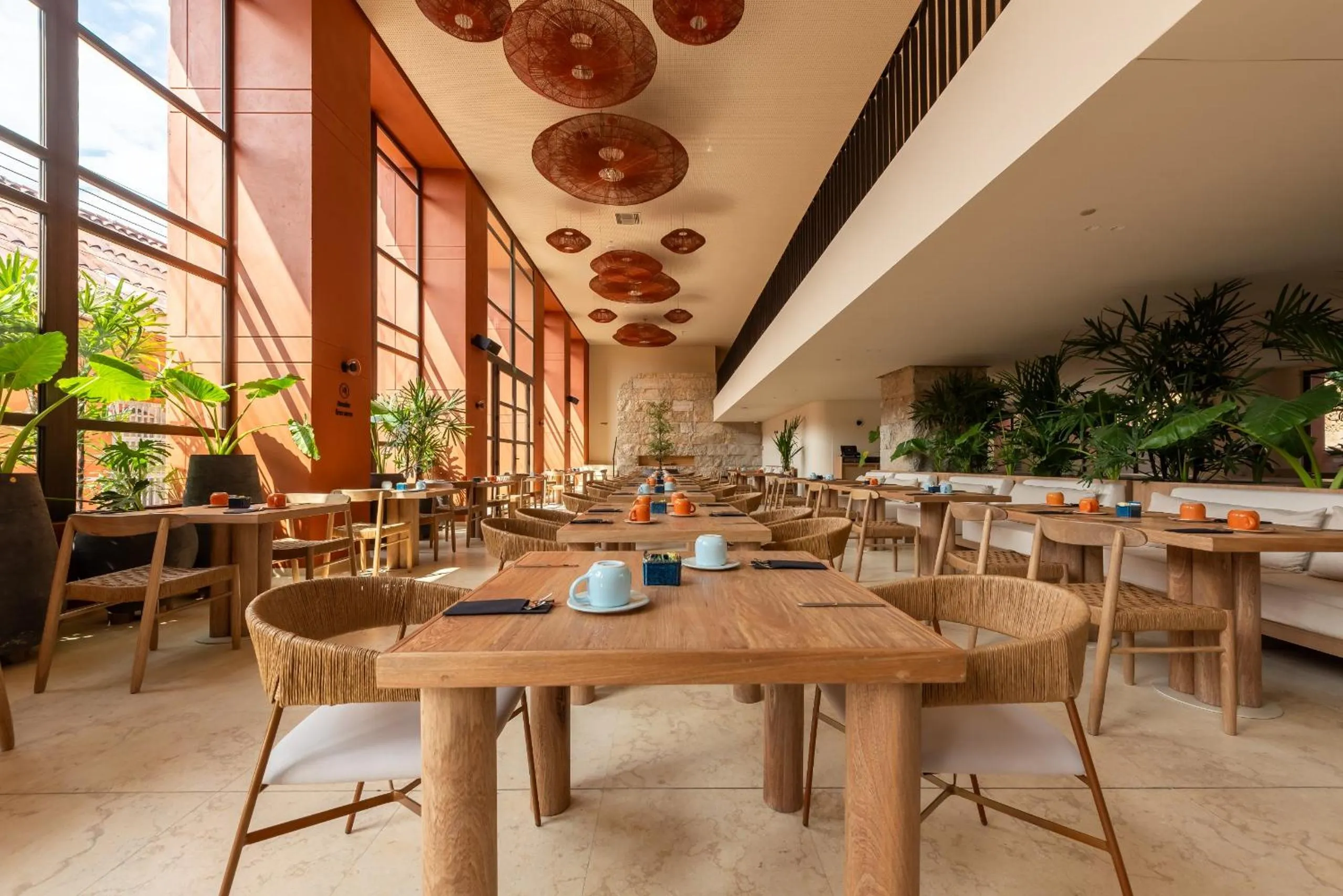 Restaurant/places to eat in Osh Hotel Cartagena