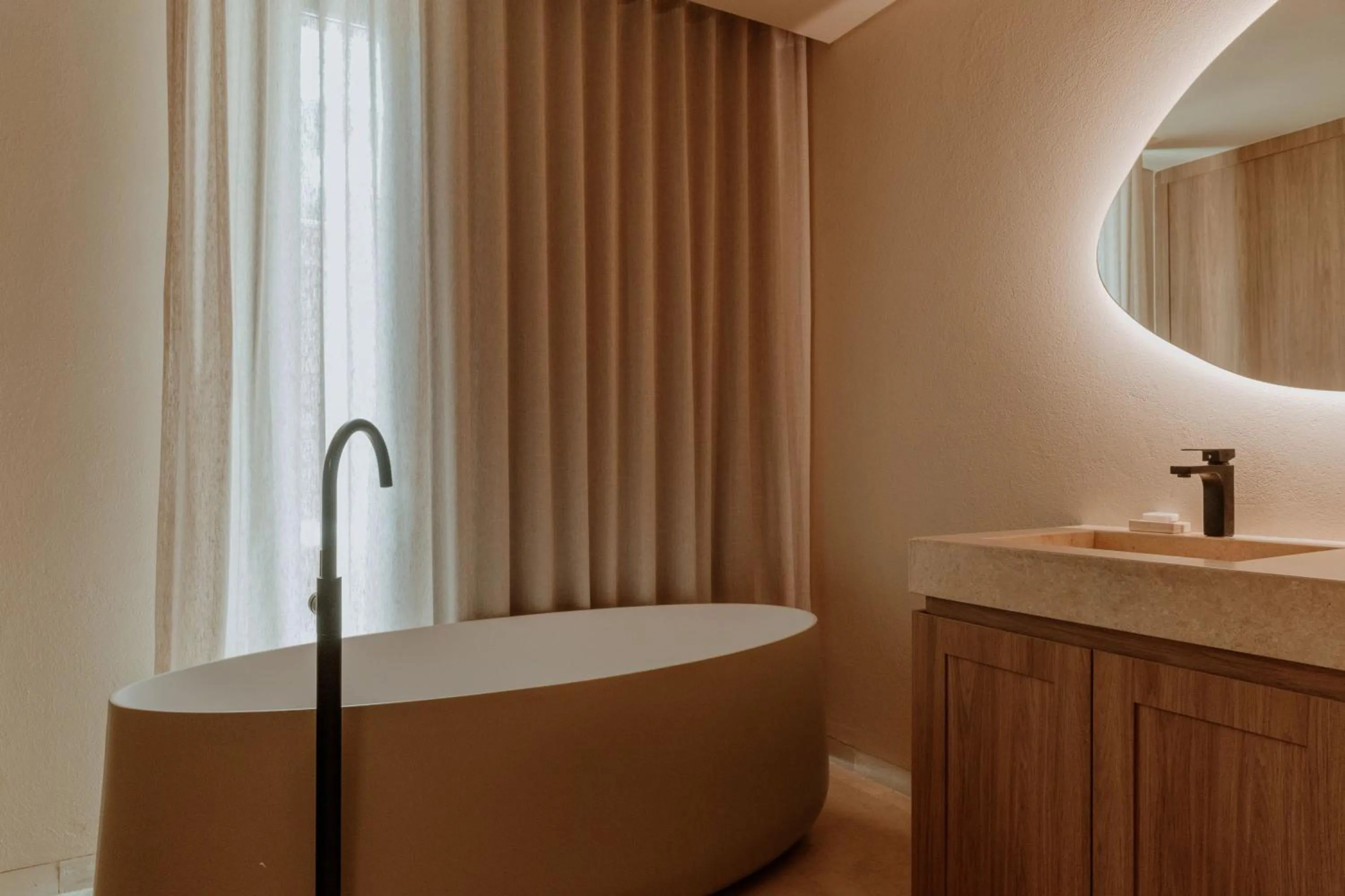 Bath in Osh Hotel Cartagena