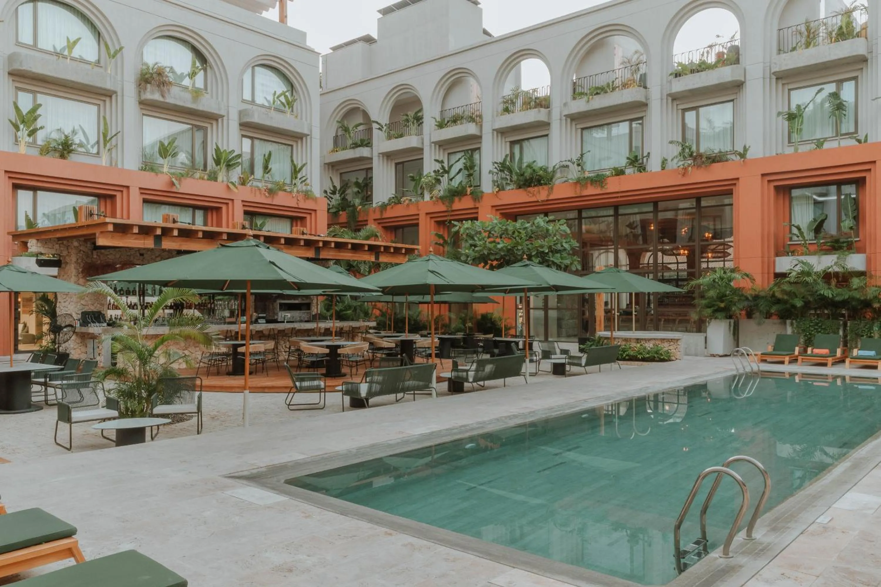 Swimming pool in Osh Hotel Cartagena