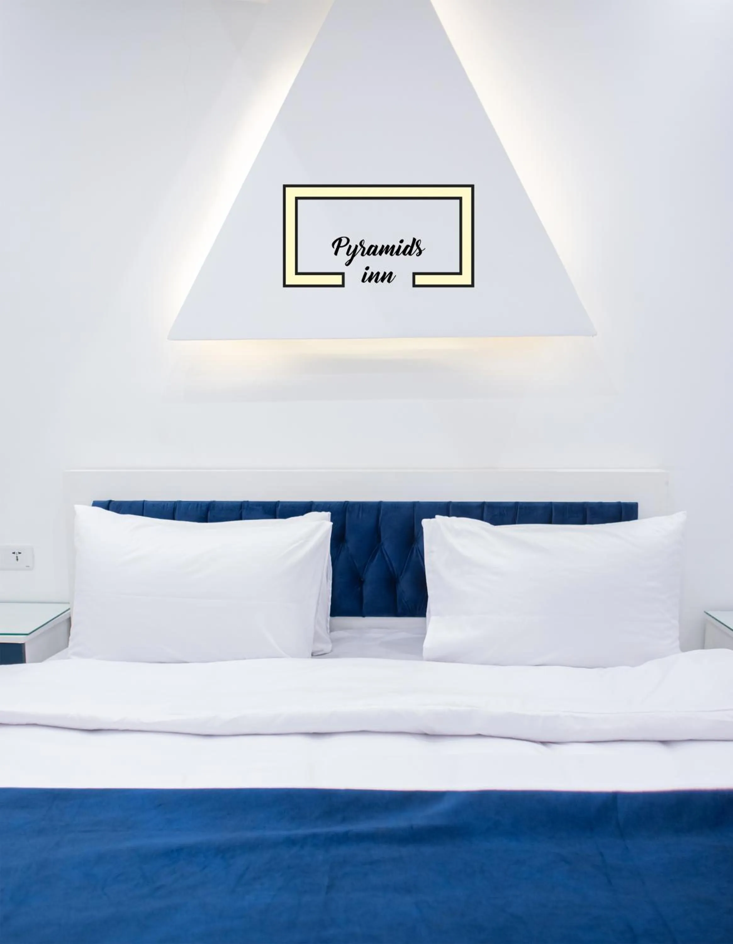 Bed in PR Pyramids Inn