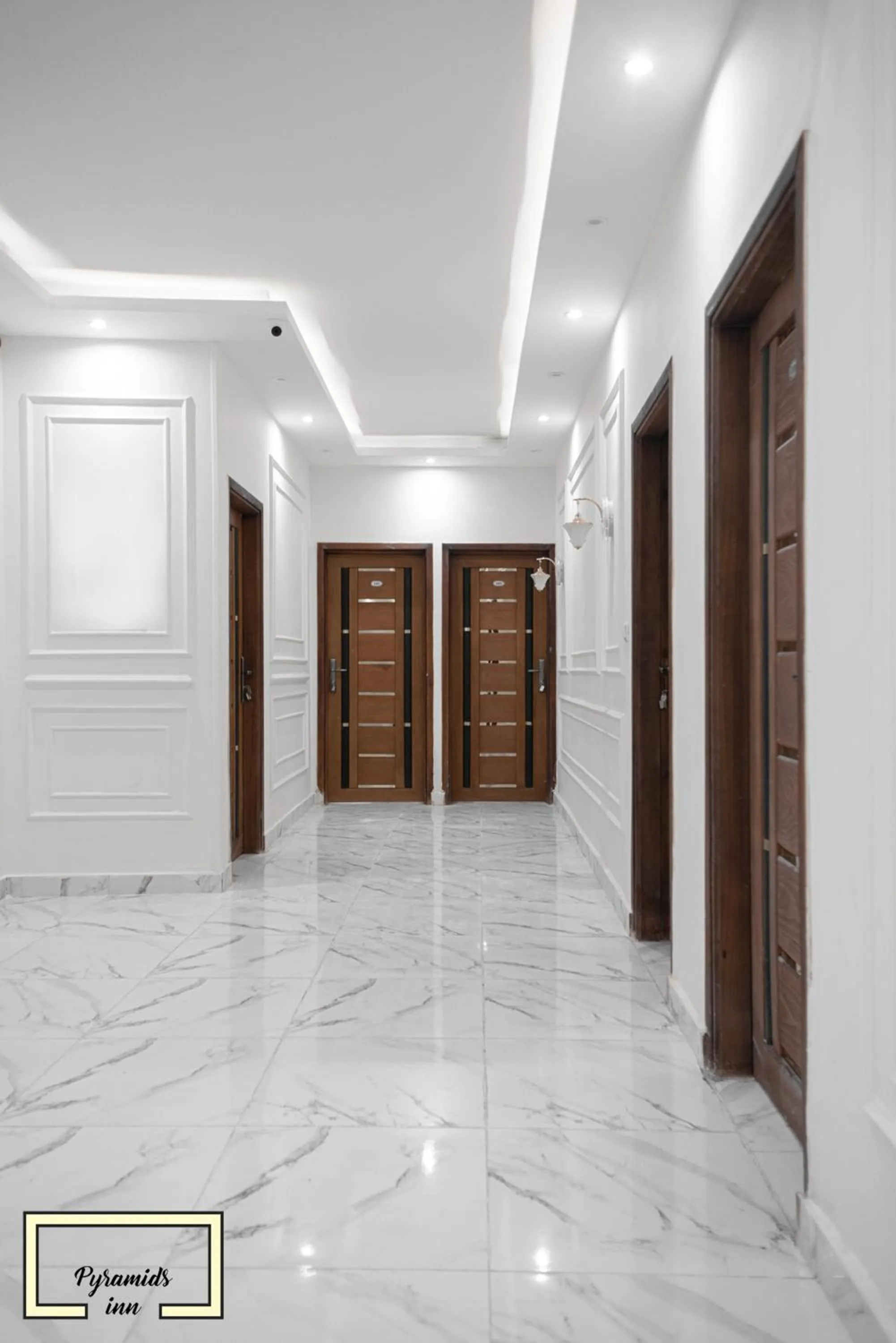 Property building in PR Pyramids Inn