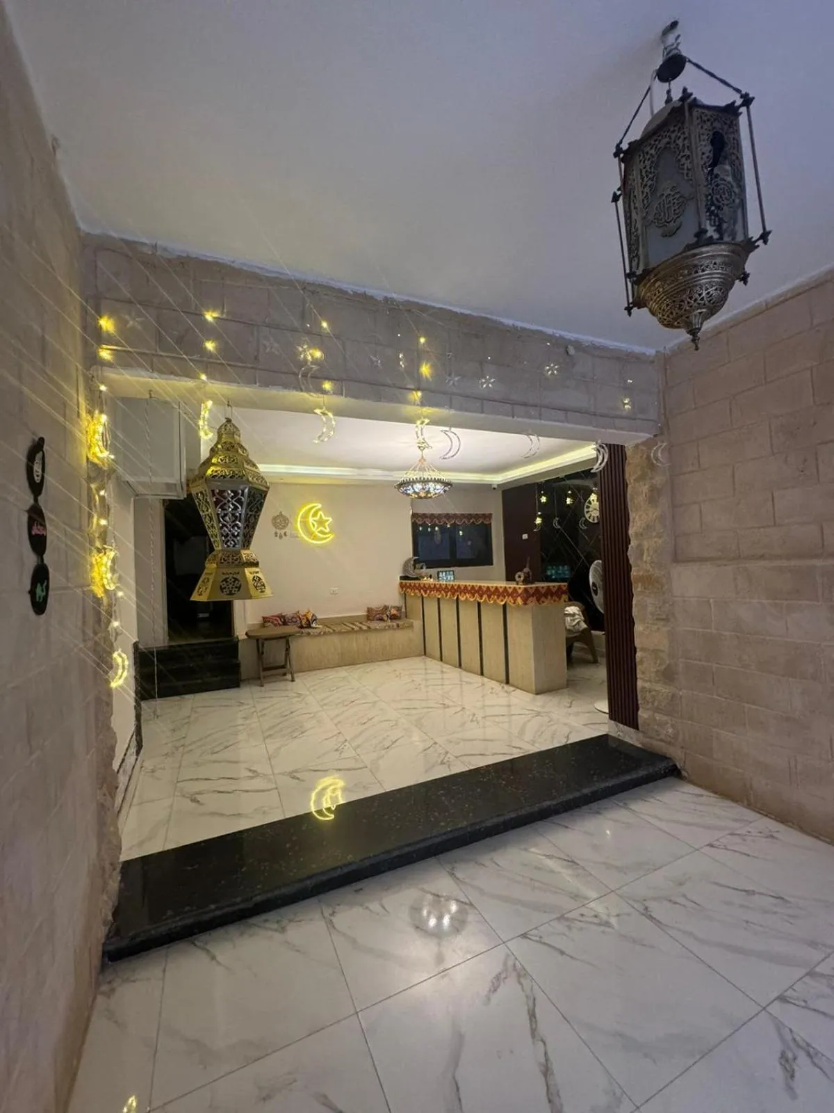 Property building in PR Pyramids Inn