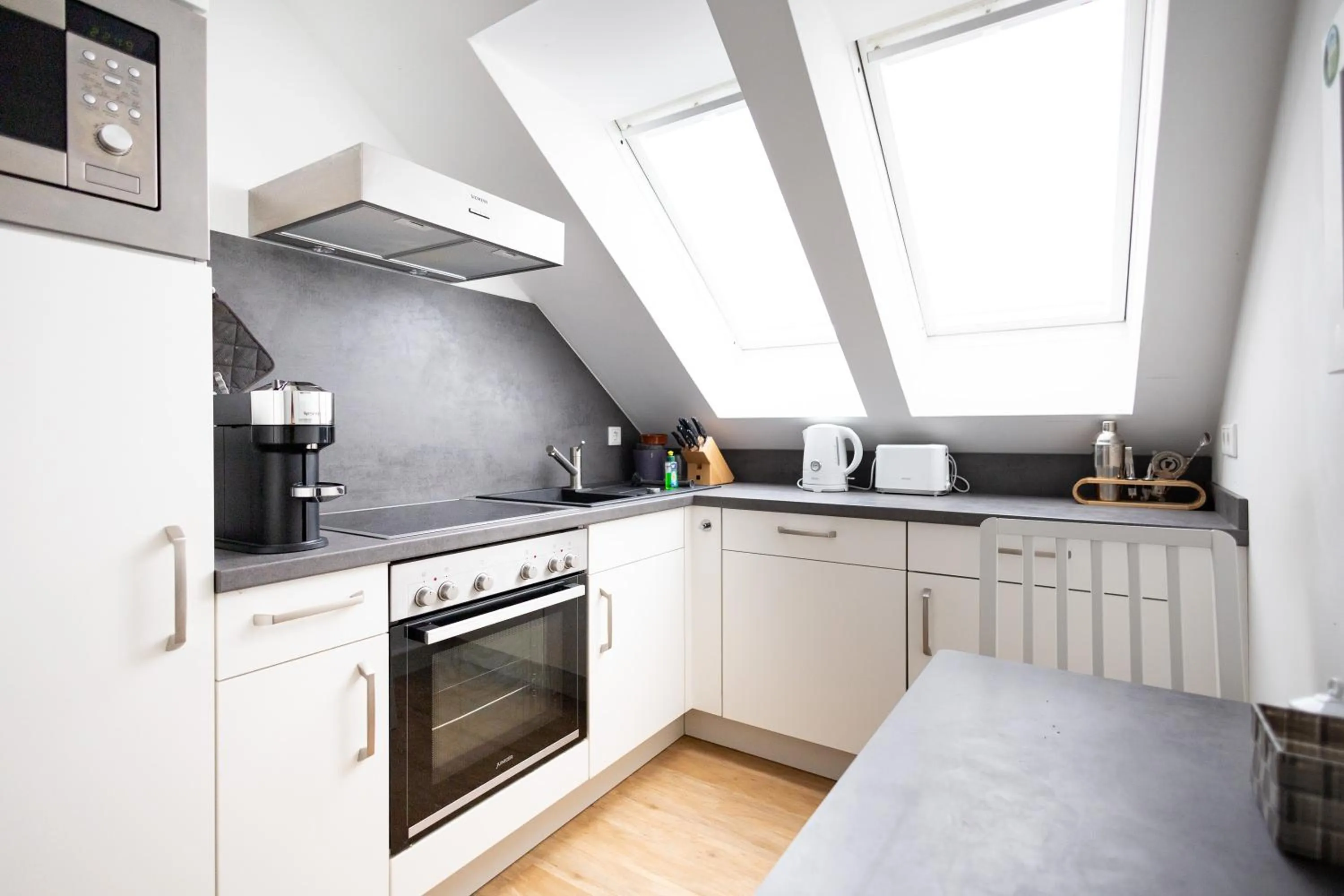 Coffee/tea facilities in Ko-Living - urbanes Apartment am Zoo