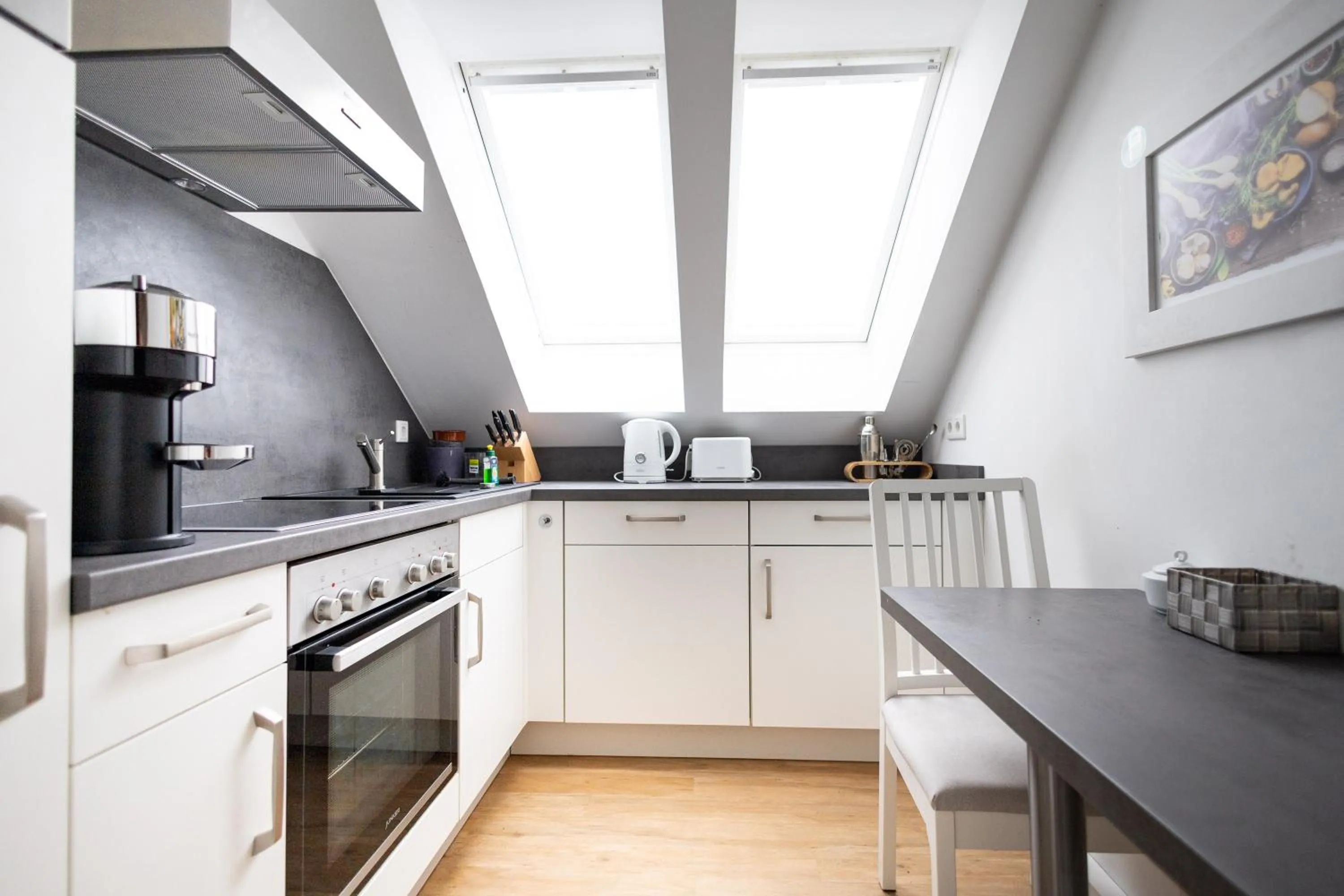 Kitchen or kitchenette in Ko-Living - urbanes Apartment am Zoo