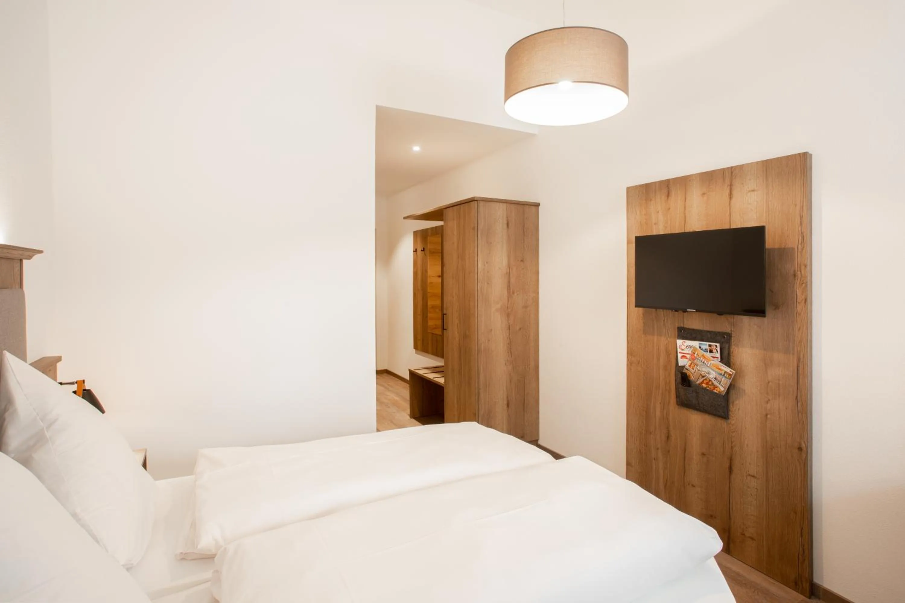 Bed in Landgasthof Maier